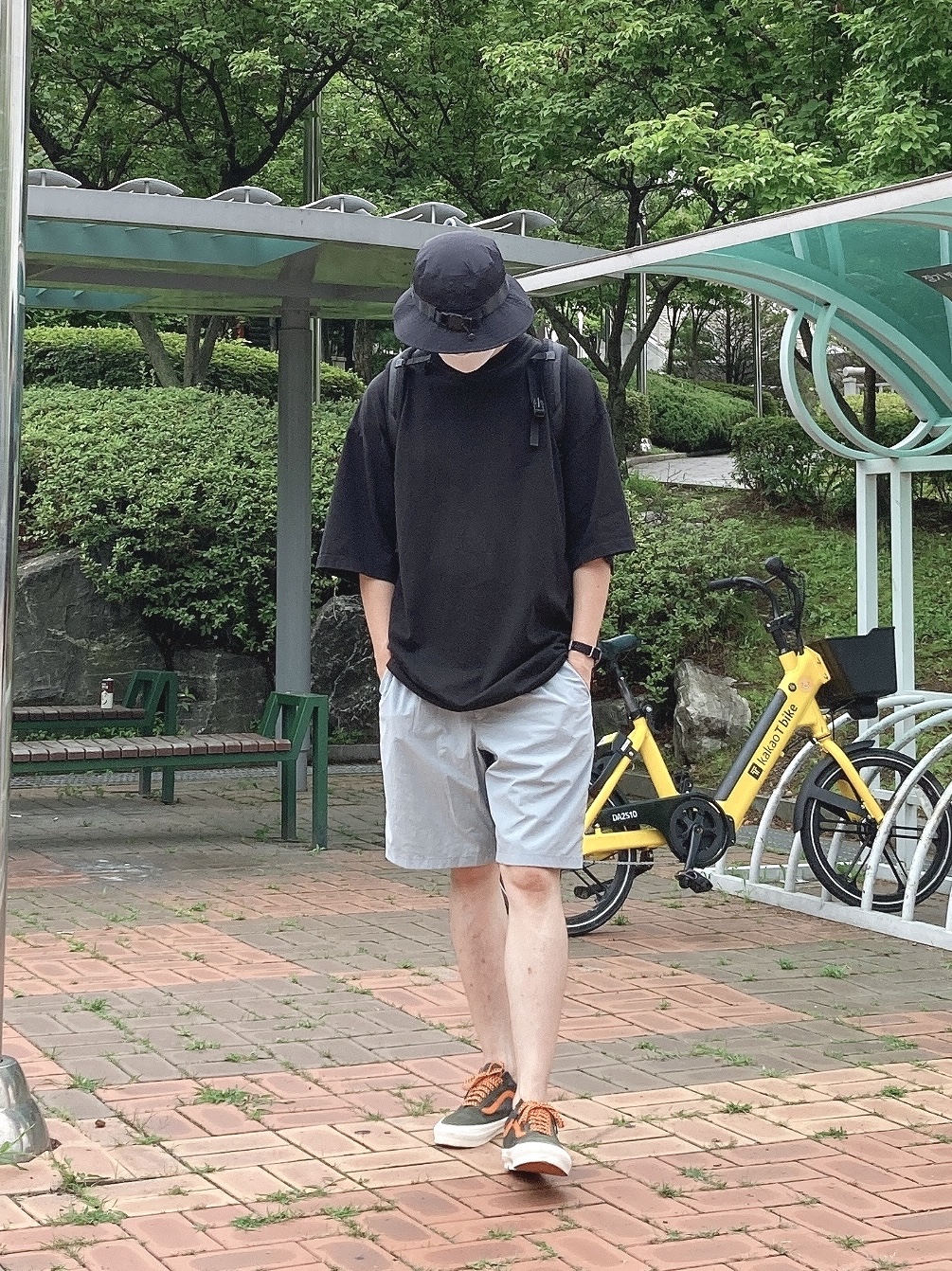 Vans Vault x Porter OG Old Skool LX Forest night 착용 스타일