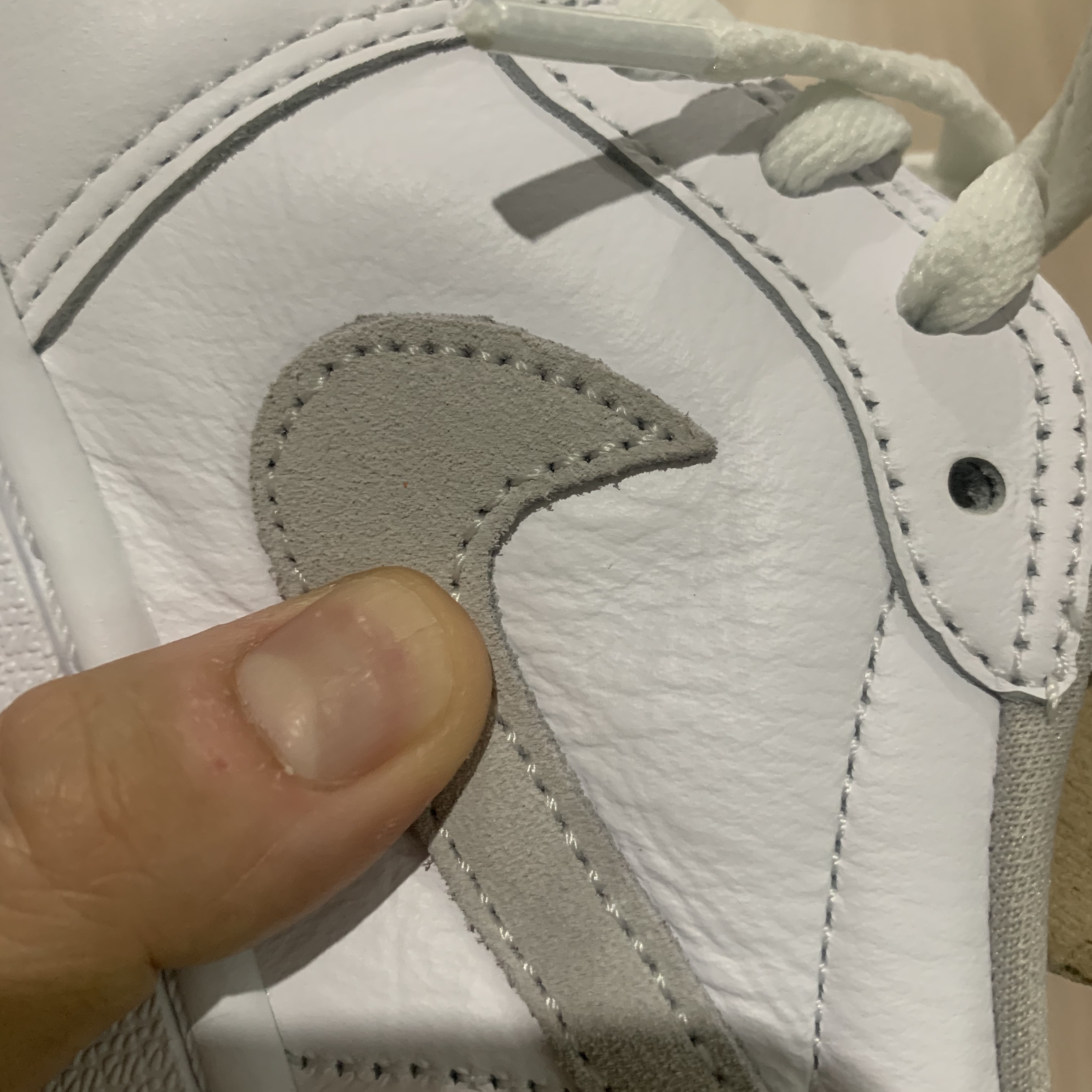 (W) Jordan 1 Low OG Neutral Grey 착용 스타일 - 3
