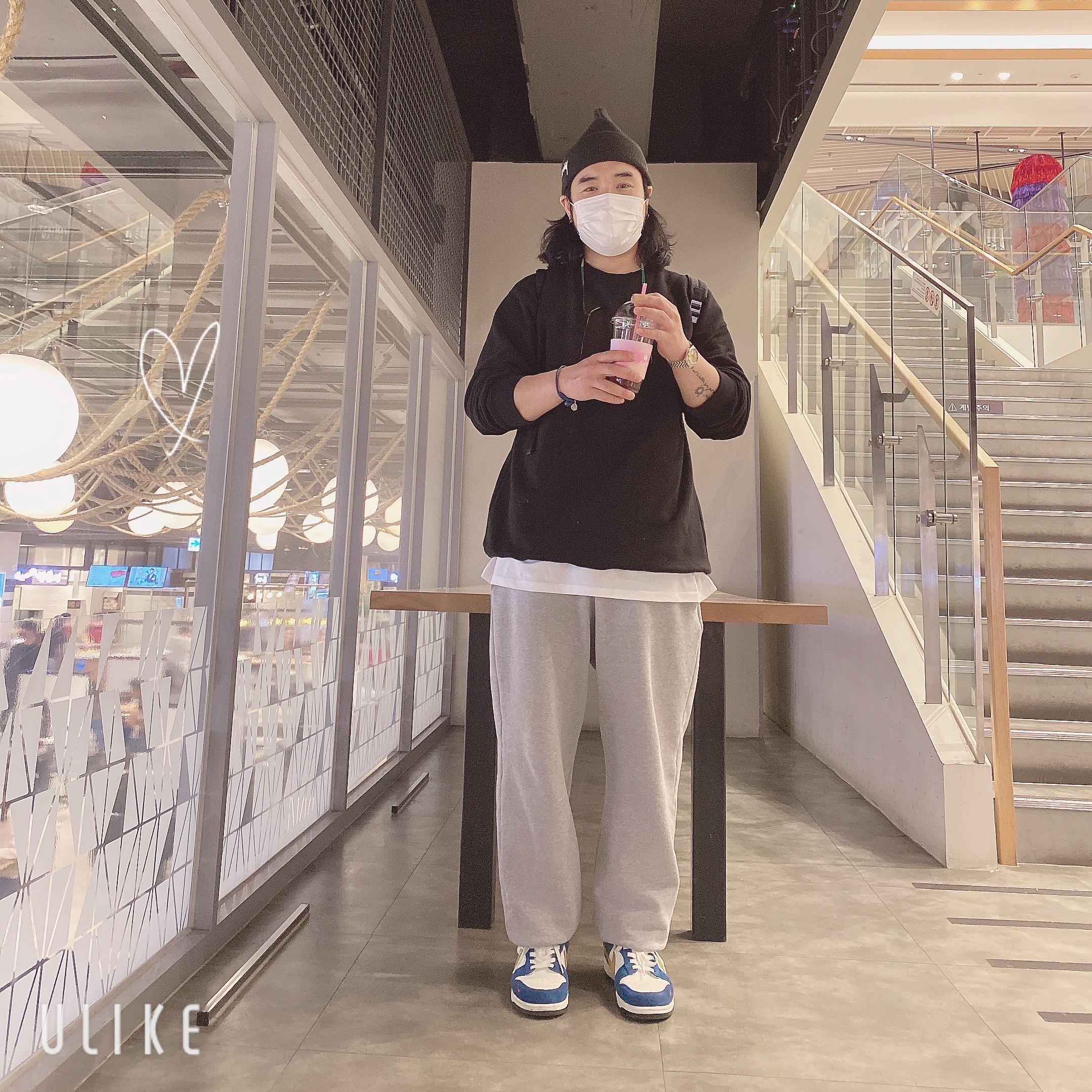 Nike x Kasina Dunk Low 80's Bus, Nike x Stussy Cuff Beanie Black 착용 스타일 - 1