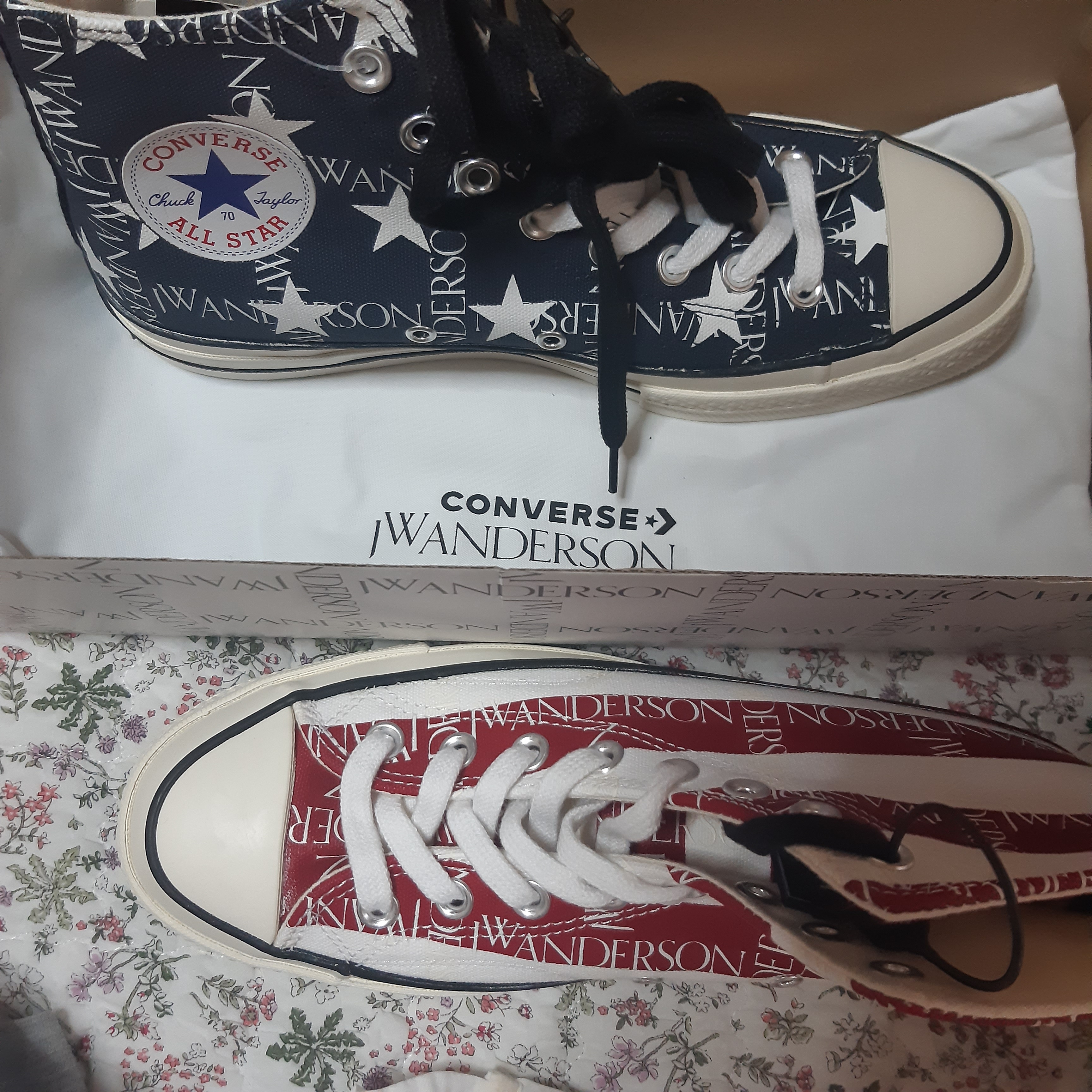 Converse x JW Anderson Chuck 70 Hi Split Flag 착용 스타일 - 1