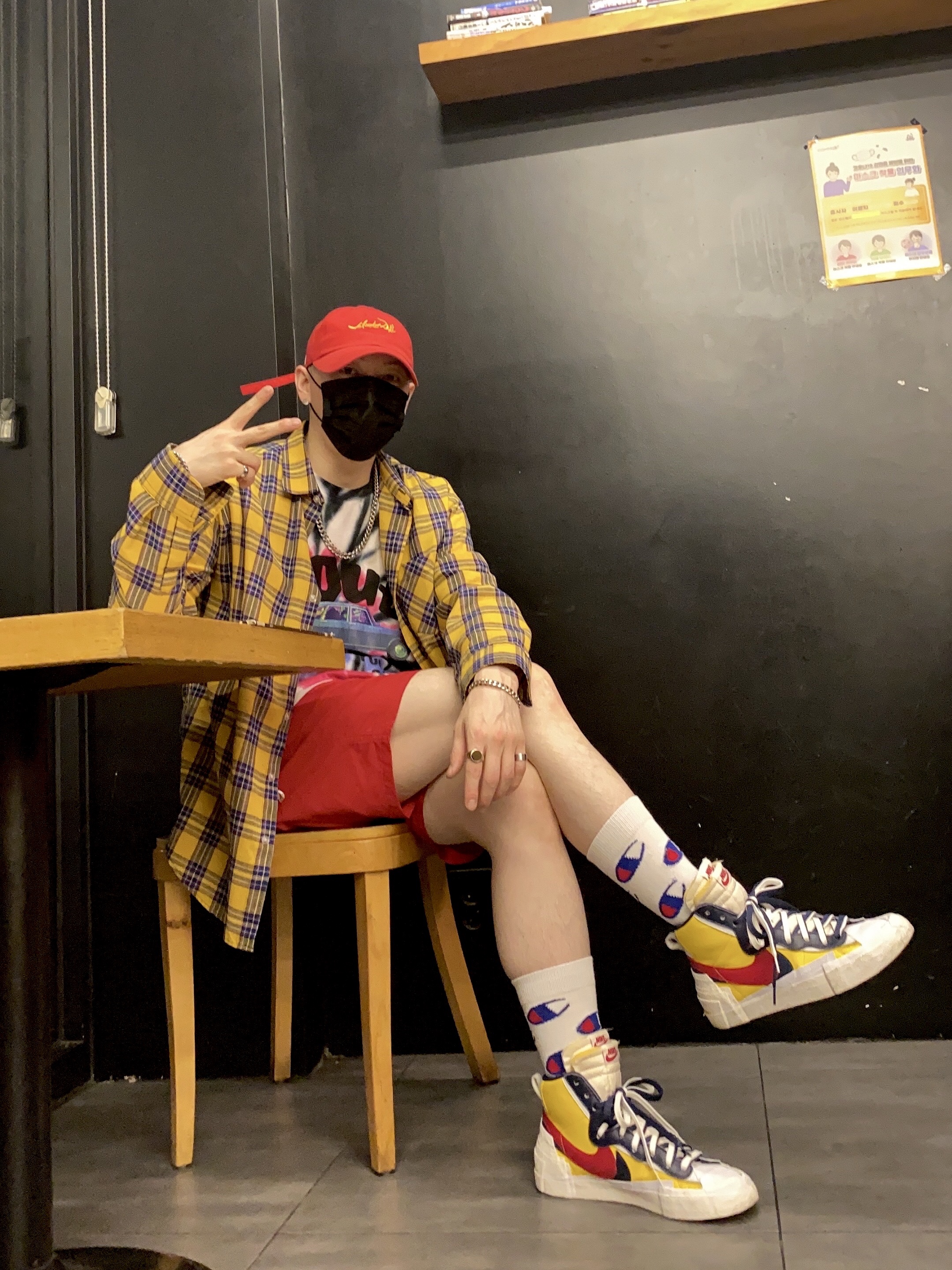 Nike x Sacai Blazer Mid Snow Beach 착용 스타일 - 1
