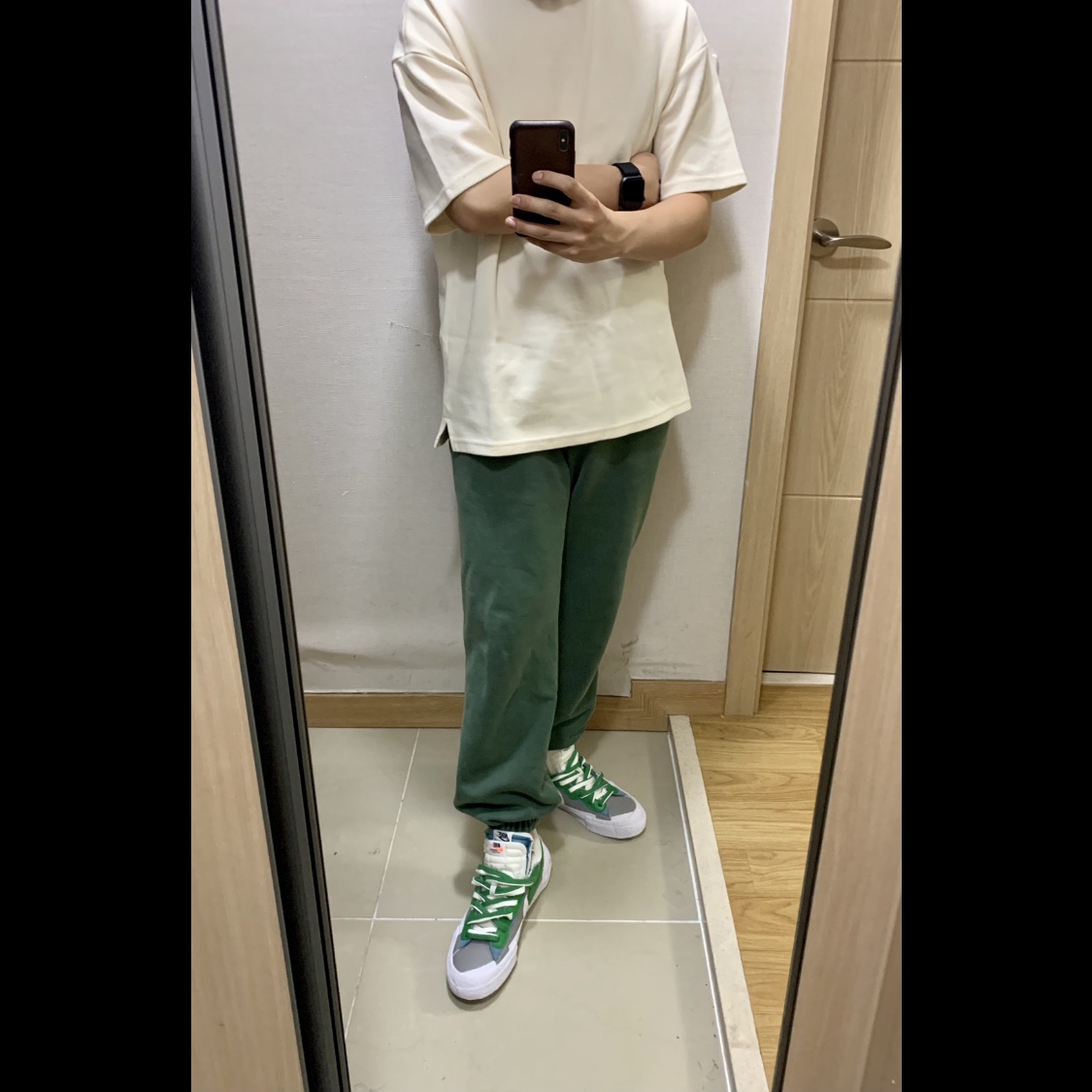 Nike x Sacai Blazer Low Classic Green 착용 스타일 - 1