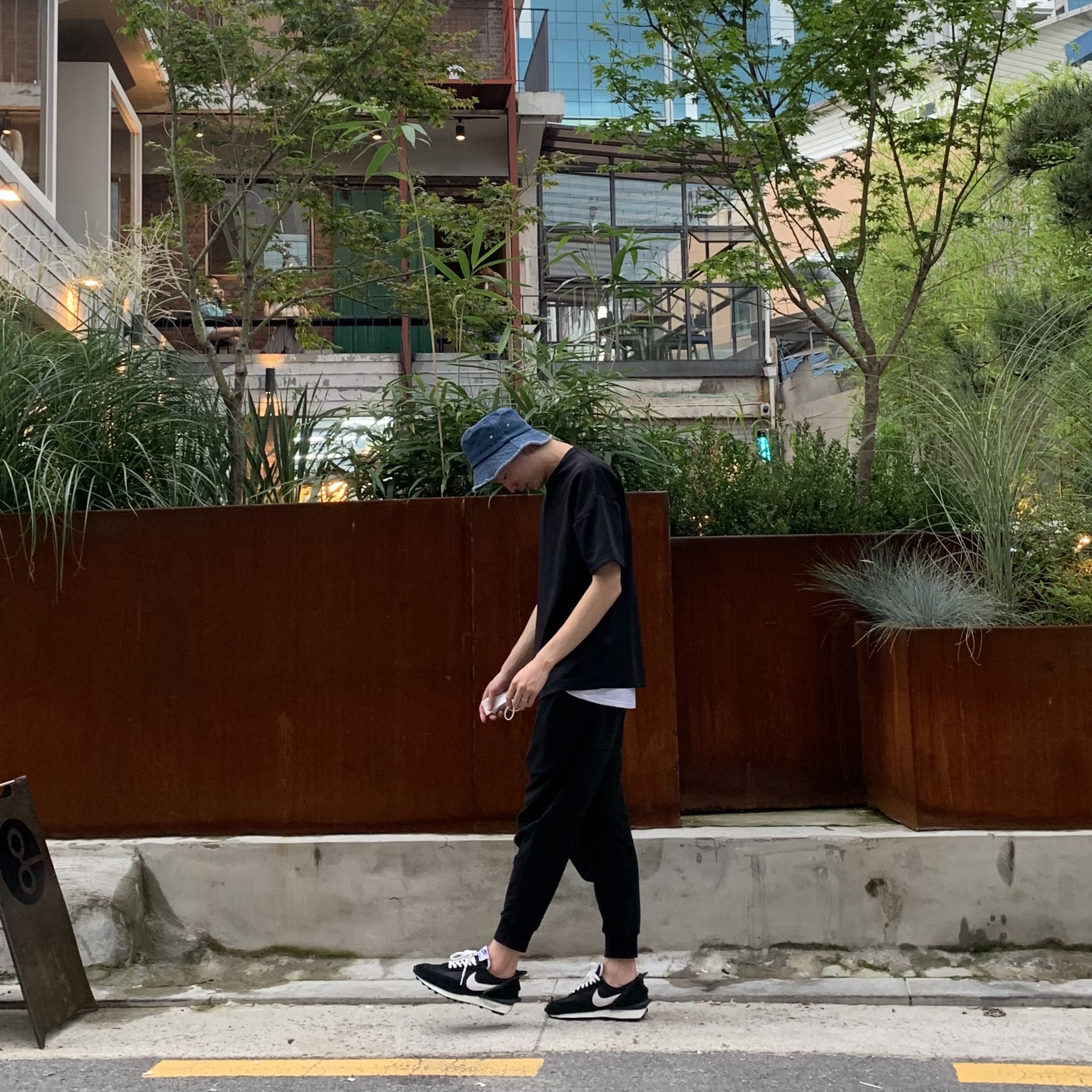 Nike x Undercover Daybreak Black 착용 스타일