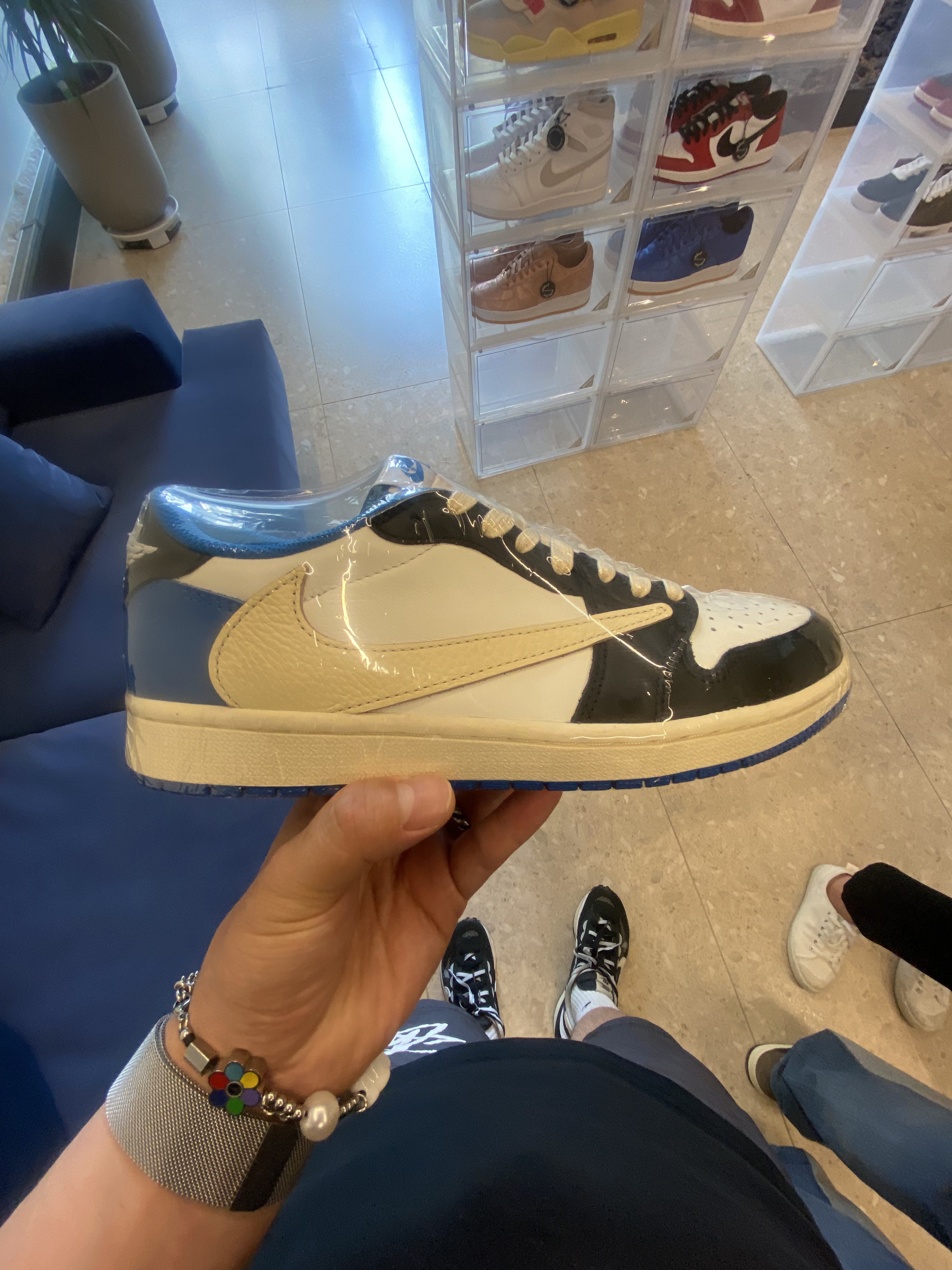 Nike x Sacai VaporWaffle Black White, Nike x Stussy Water Shorts Off Noir 착용 스타일 - 3