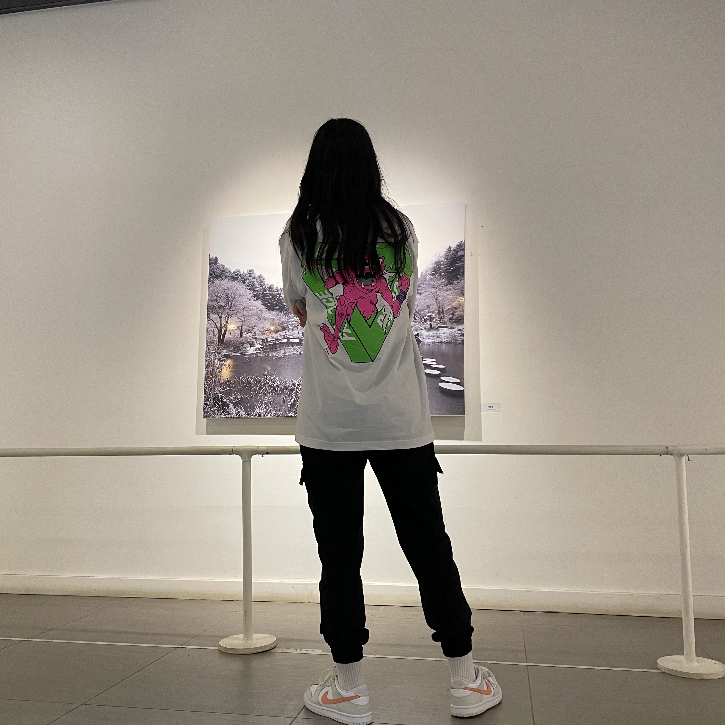 Palace M-Zone Mutant Ripper T-Shirt White - 21SS, (GS) Nike Dunk Low White Bone Peach Aqua 착용 스타일