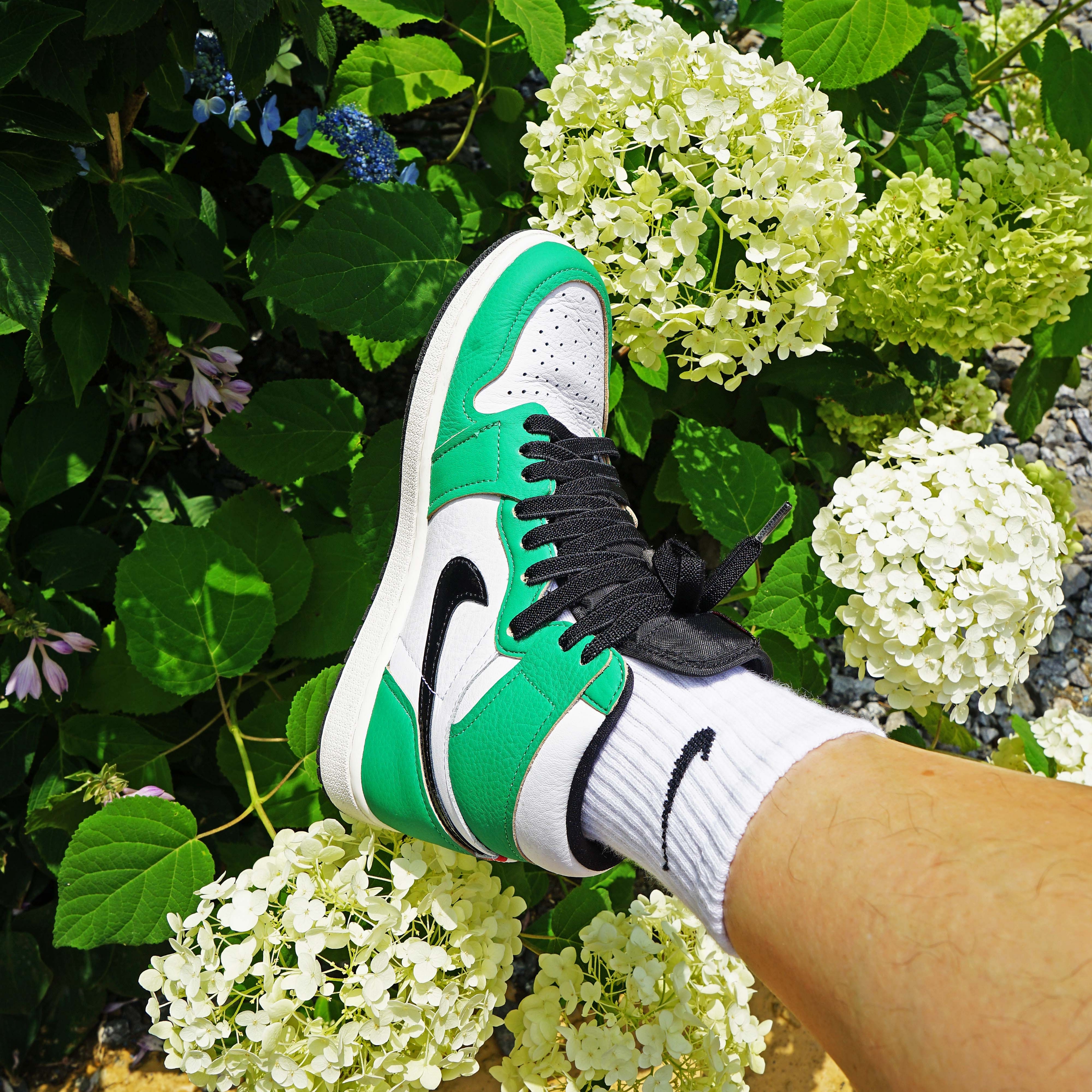 (W) Jordan 1 Retro High OG Lucky Green 착용 스타일 - 1