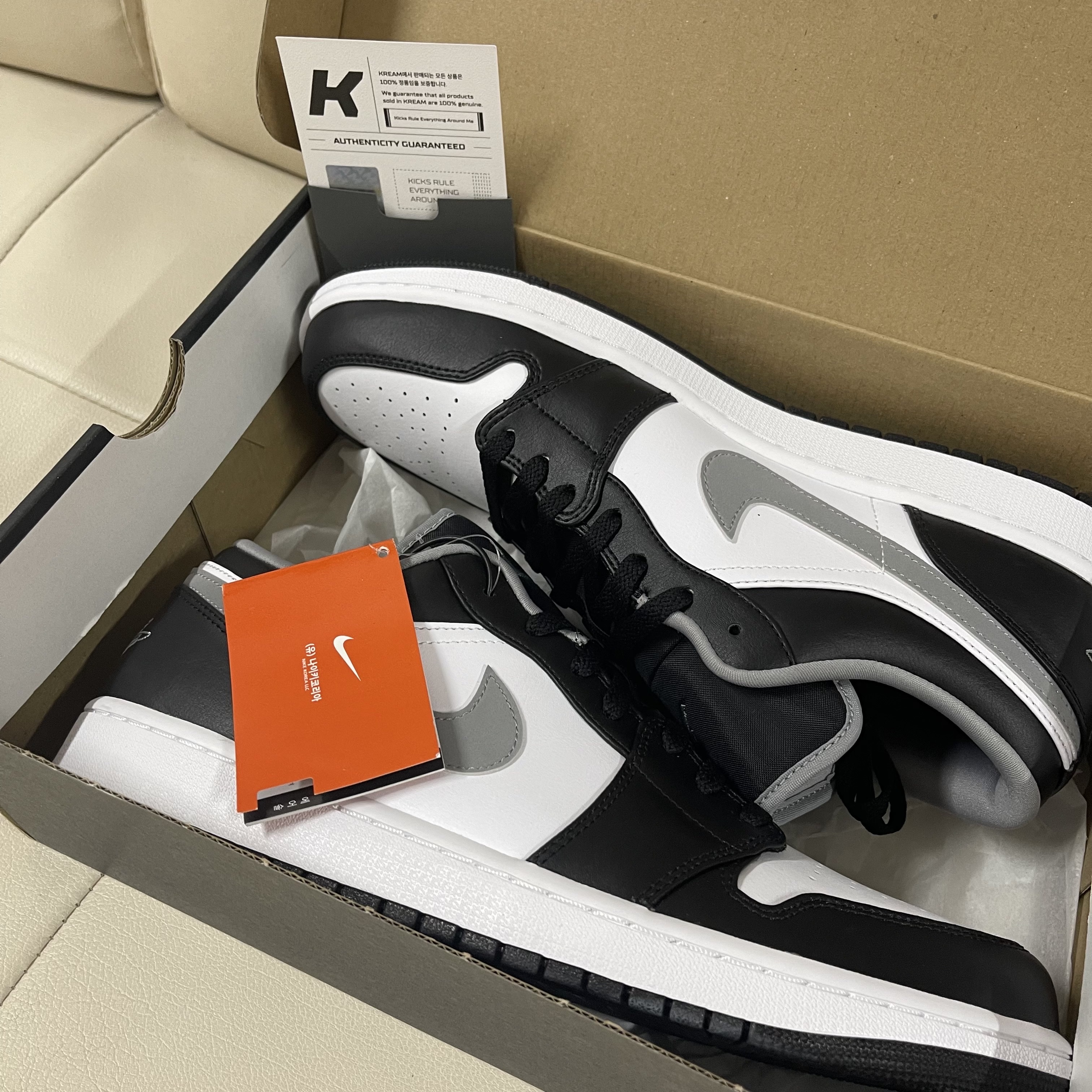 Jordan 1 Low Black Particle Grey 착용 스타일 - 2