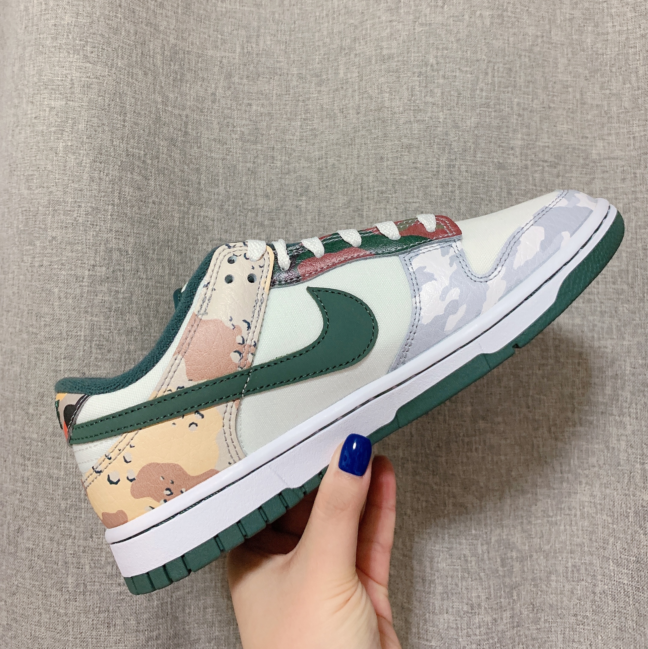 Nike Dunk Low SE Sail Multi Camo 착용 스타일 - 1