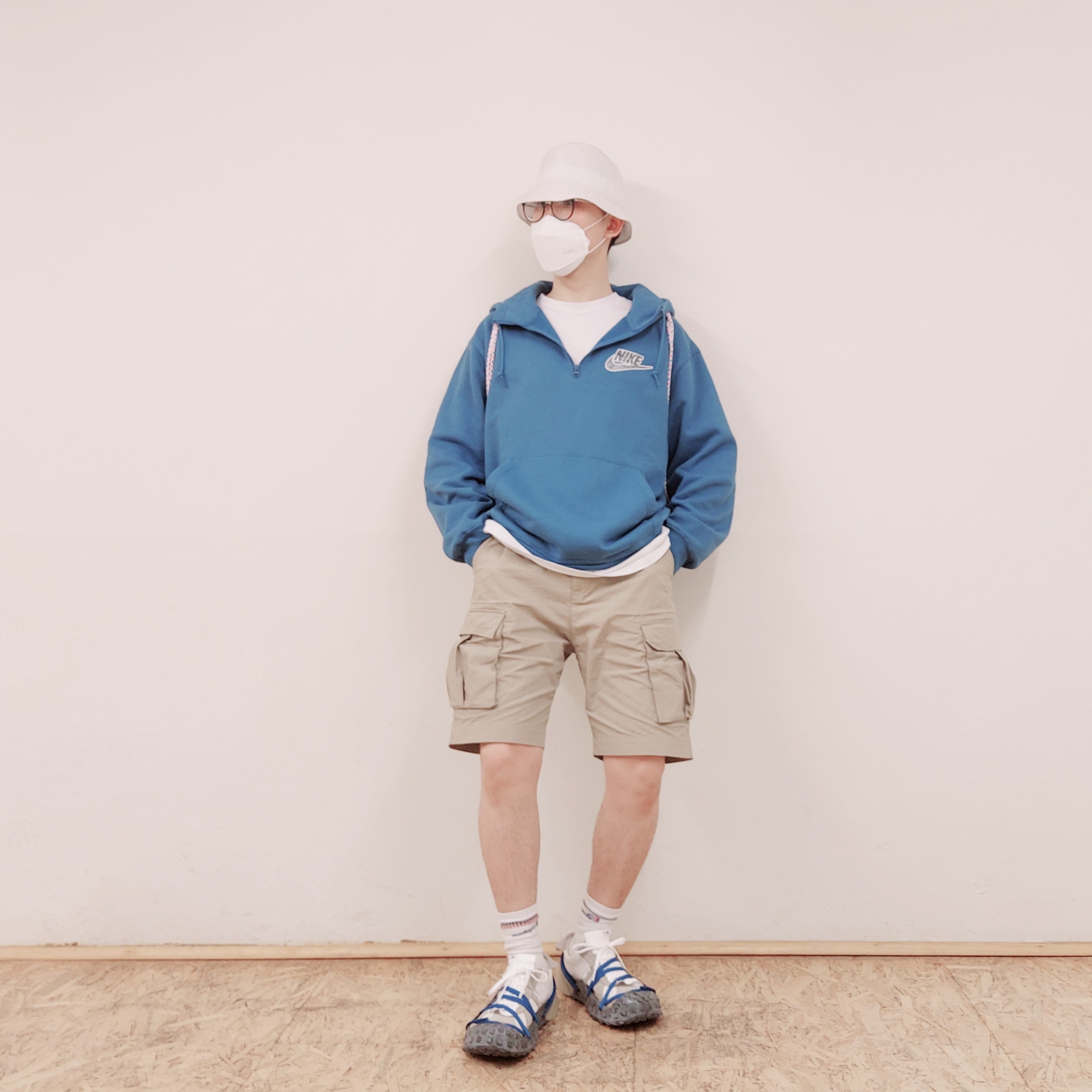 Camper x Ader Error Proto-240-S Cinder German Shoes, Camper x Ader Error Proto-T33-W Dark Grey Shoe Cover 착용 스타일 - 3