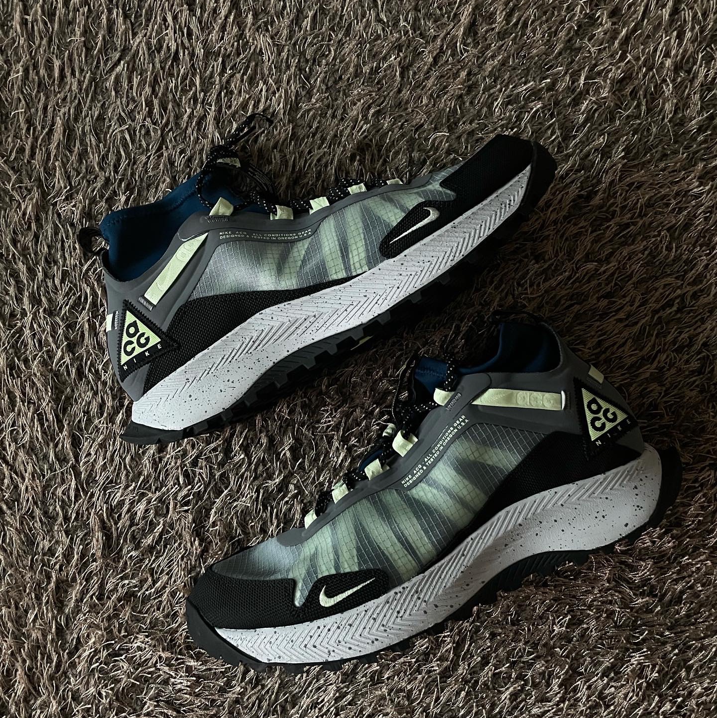 Nike ACG Zoom Terra Zaherra Barely Volt 착용 스타일 - 1