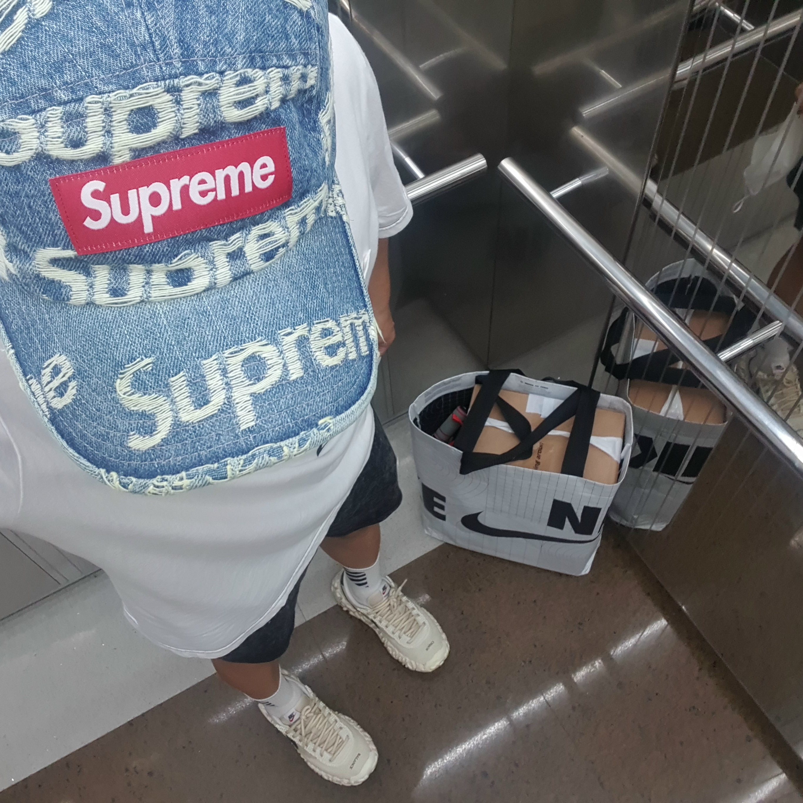 Nike x Undercover Overbreak SP Overcast, Supreme Frayed Logos Denim Camp Cap Blue - 21SS 착용 스타일