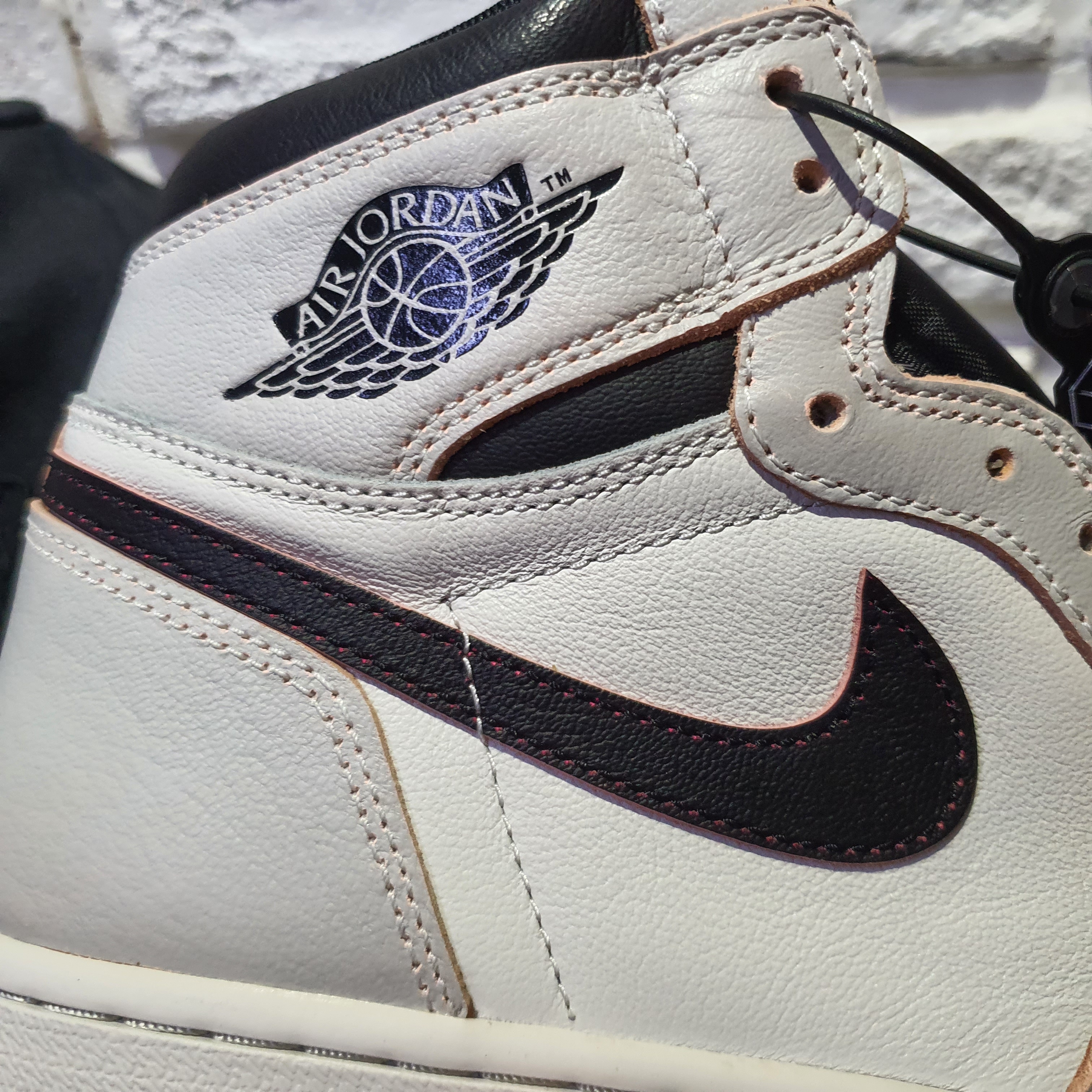 Jordan 1 Retro High OG Defiant SB NYC to Paris 착용 스타일 - 3