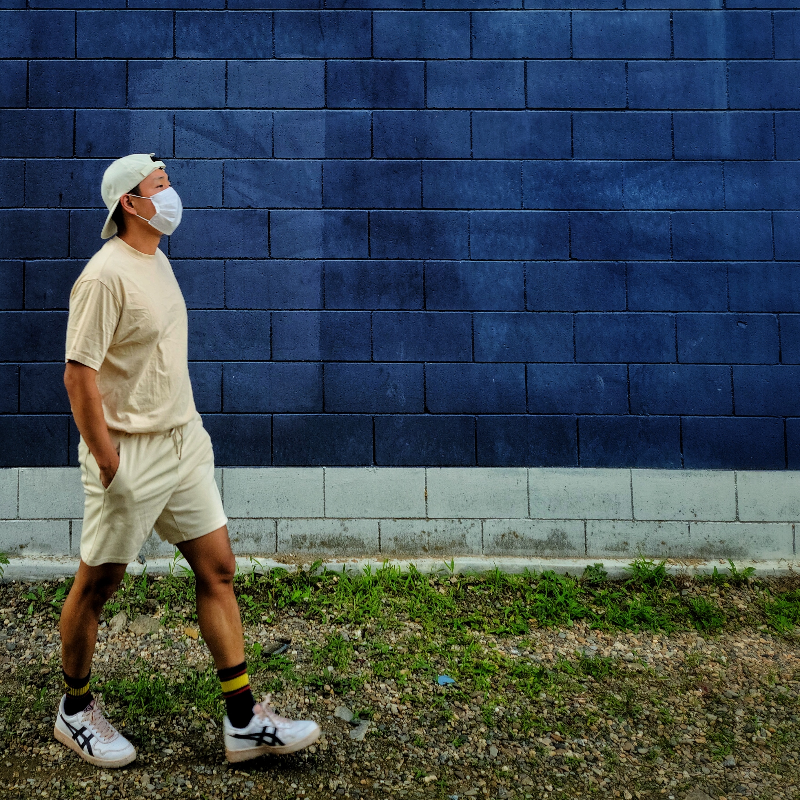 IAB Studio x Asics Navy Socks 착용 스타일
