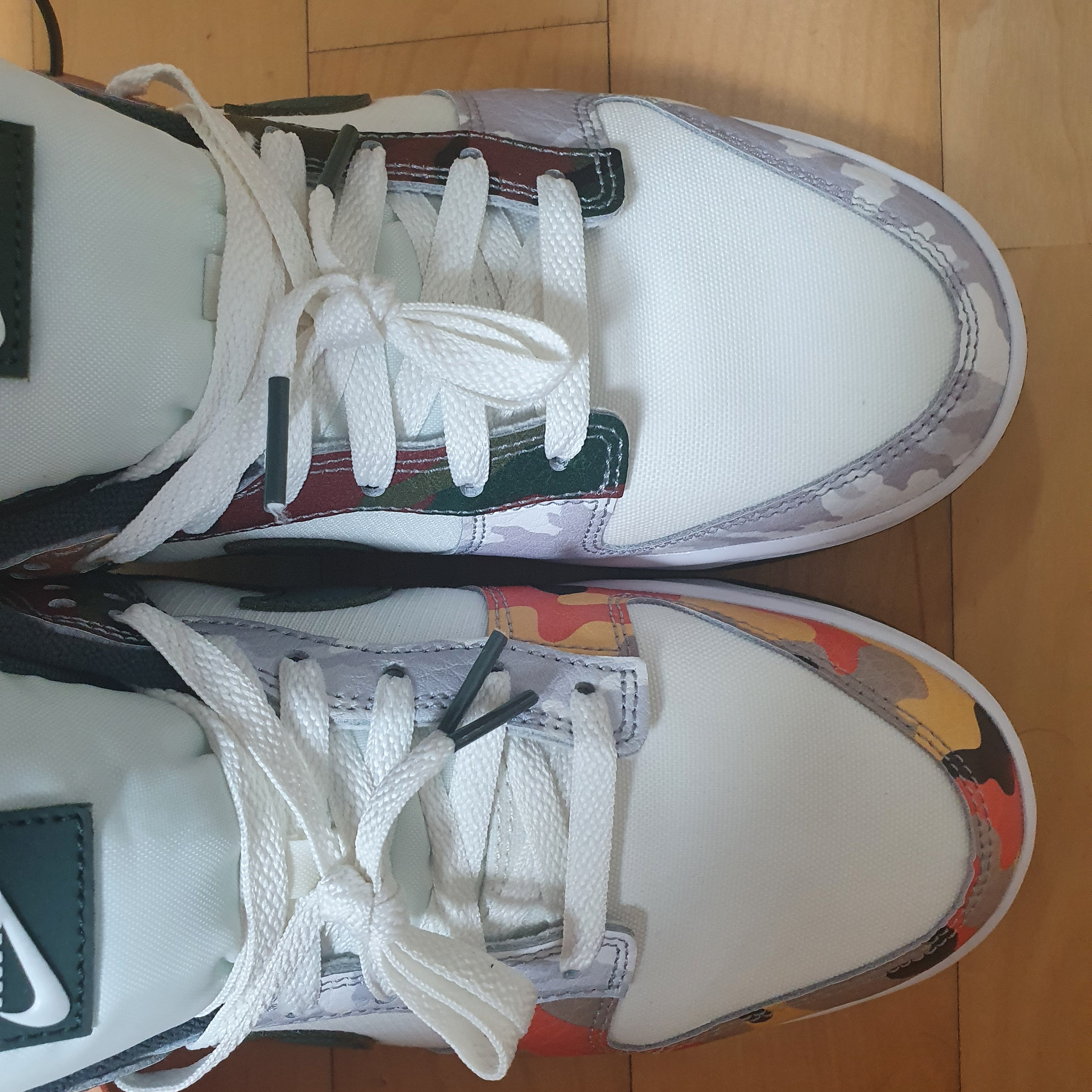 Nike Dunk Low SE Sail Multi Camo 착용 스타일 - 4