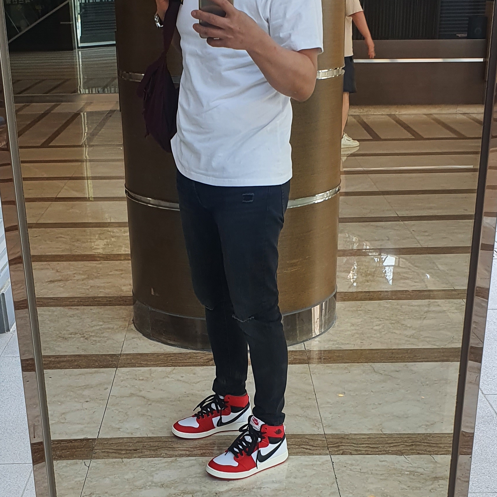 Jordan 1 KO Chicago 2021 착용 스타일 - 1