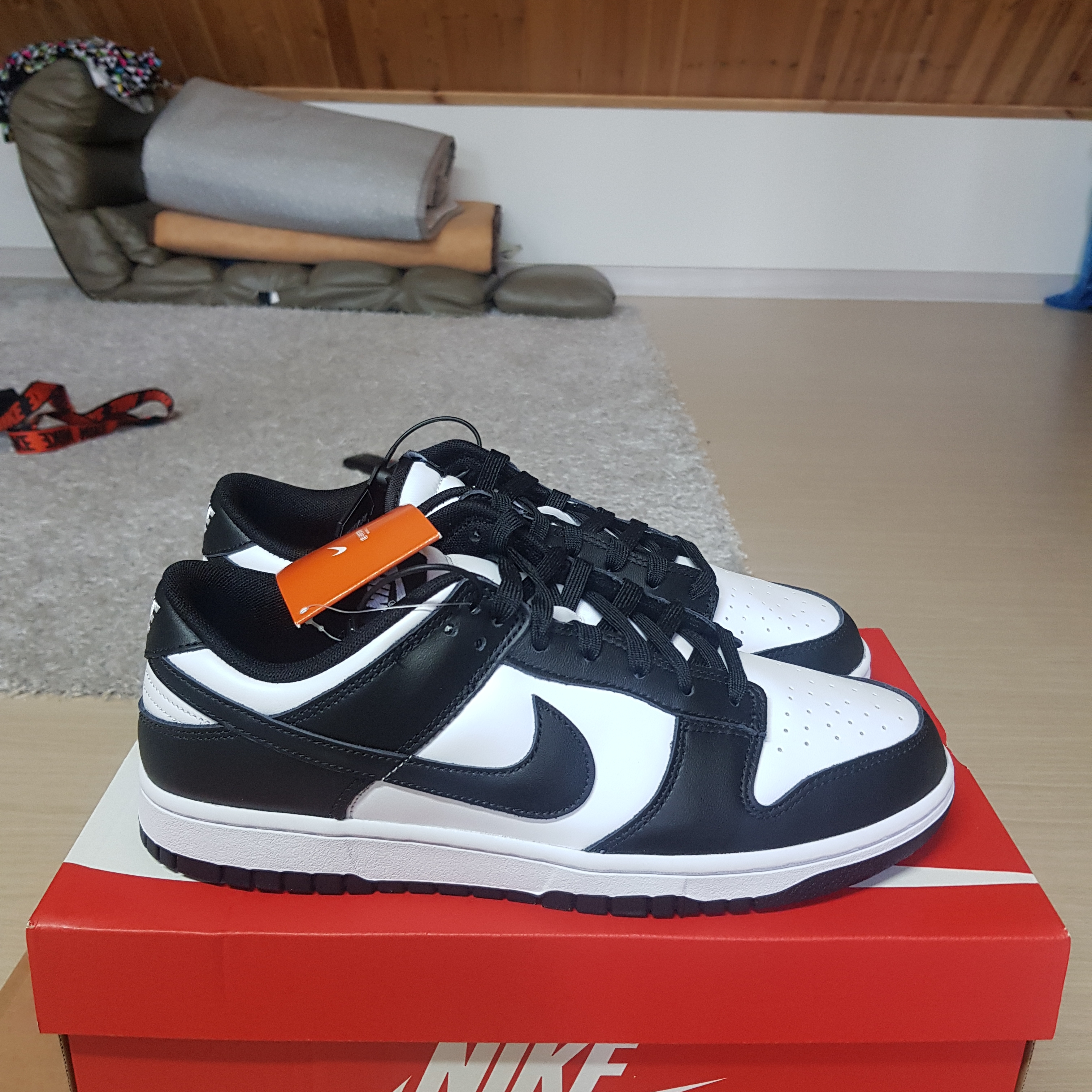 Nike Dunk Low Retro Black 착용 스타일 - 4