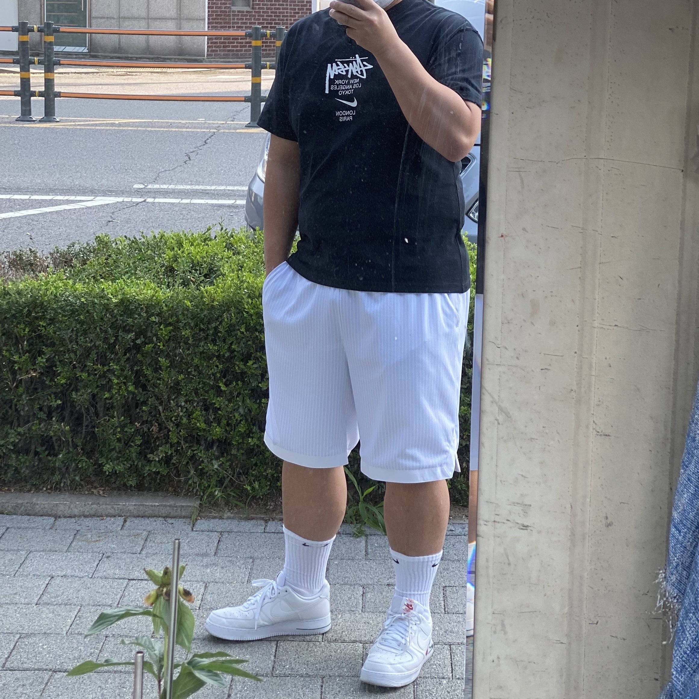 Nike x Stussy WT T-Shirt Black - Asia, Nike x Kim Jones Mesh Shorts White - Asia 착용 스타일