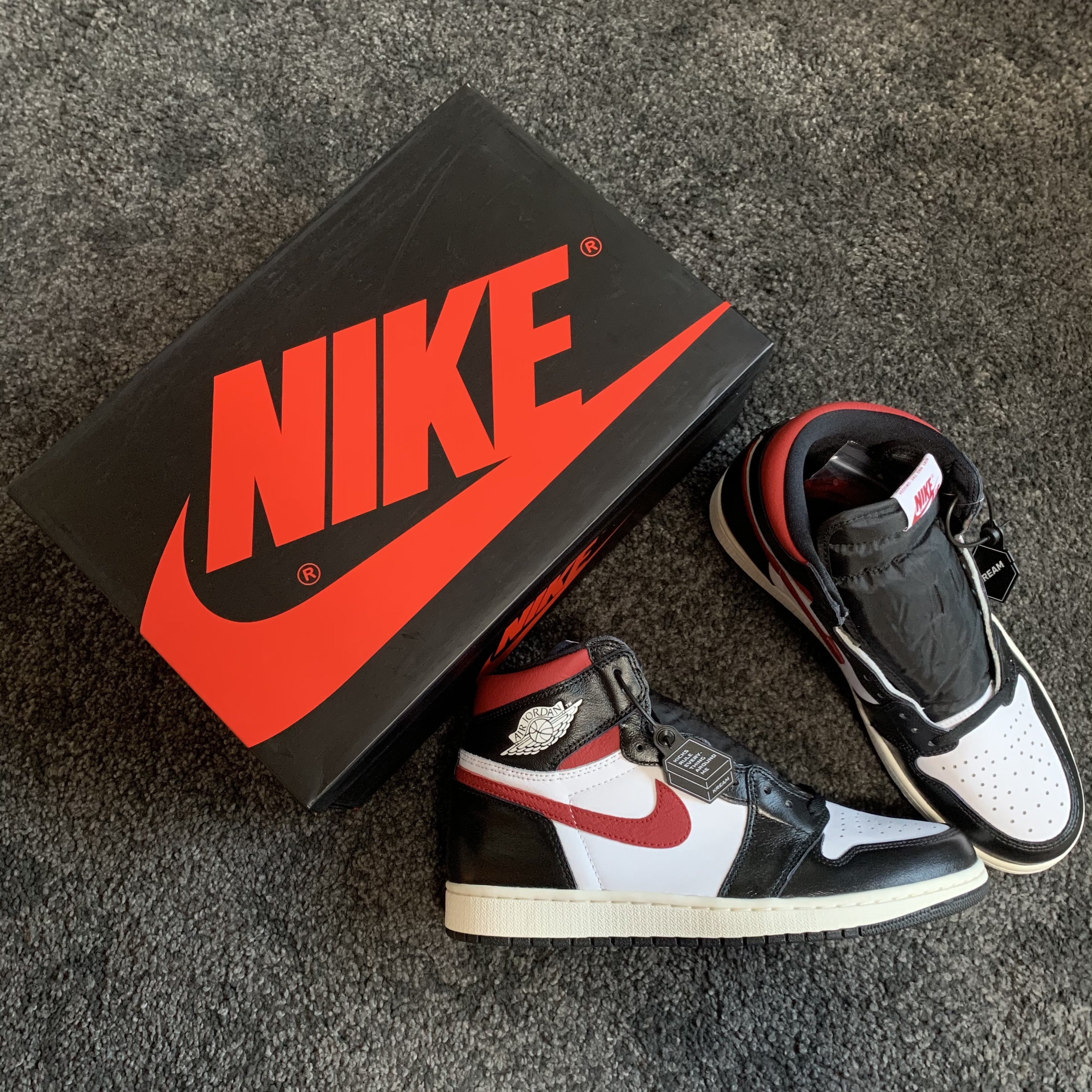 Jordan 1 Retro High OG Gym Red 착용 스타일 - 3