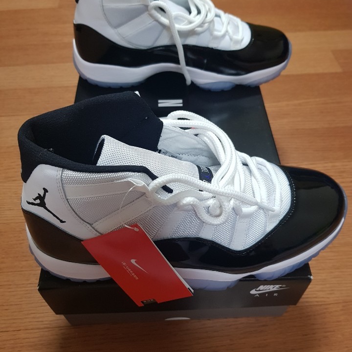 Jordan 11 Retro Concord 2018 착용 스타일
