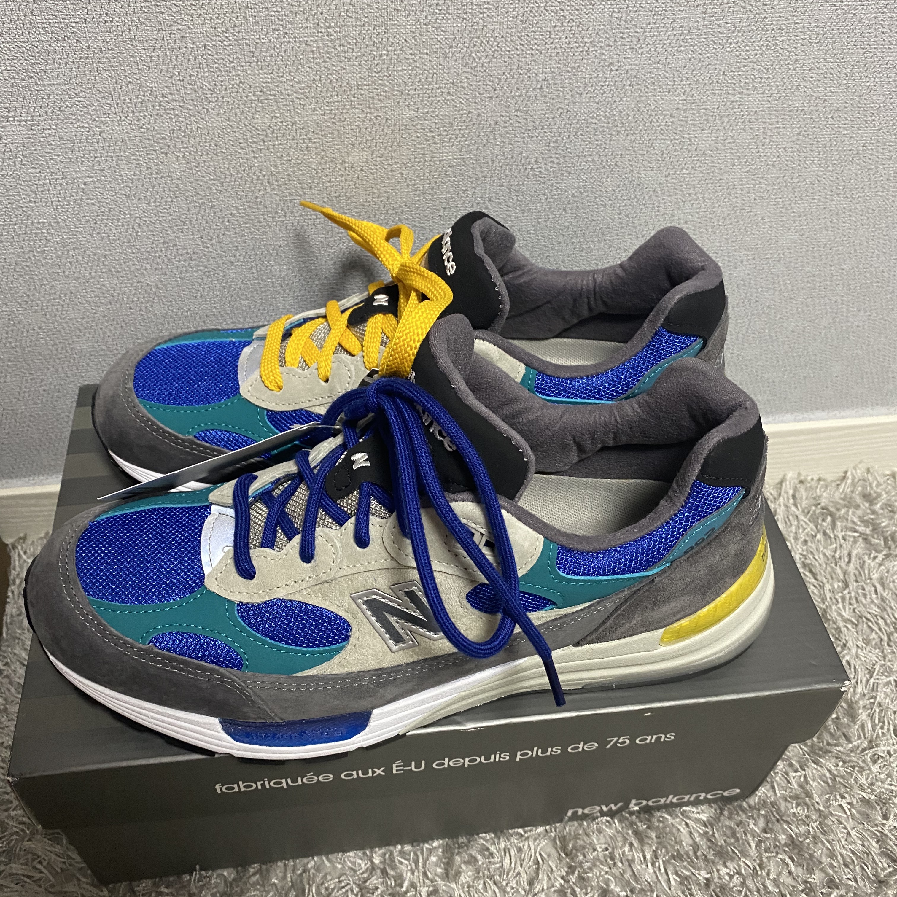 New Balance x Billy's 992 Made in USA Grey Blue Teal 착용 스타일 - 2