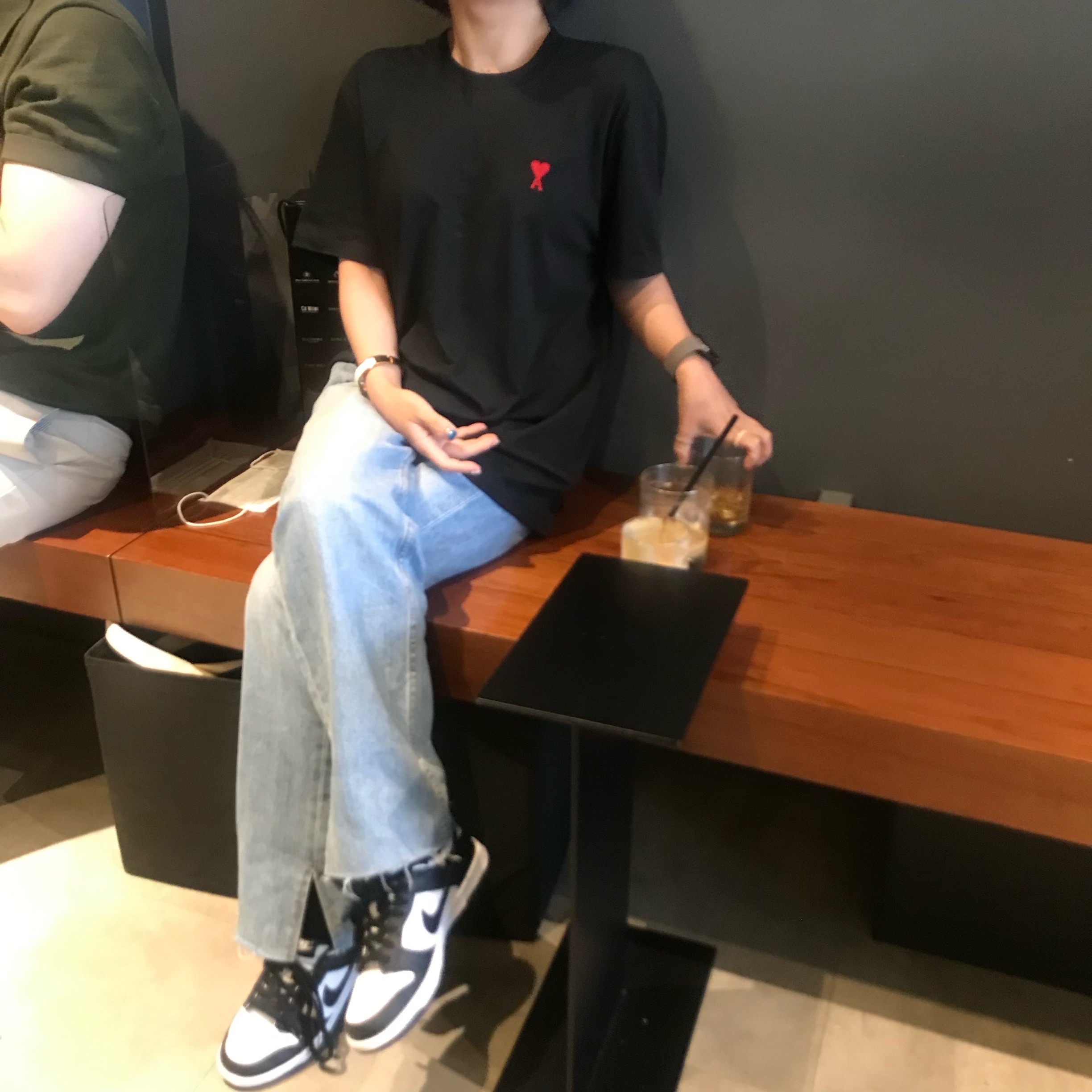 Nike Dunk Low Retro Black, AMI de Coeur T-Shirt Black 착용 스타일