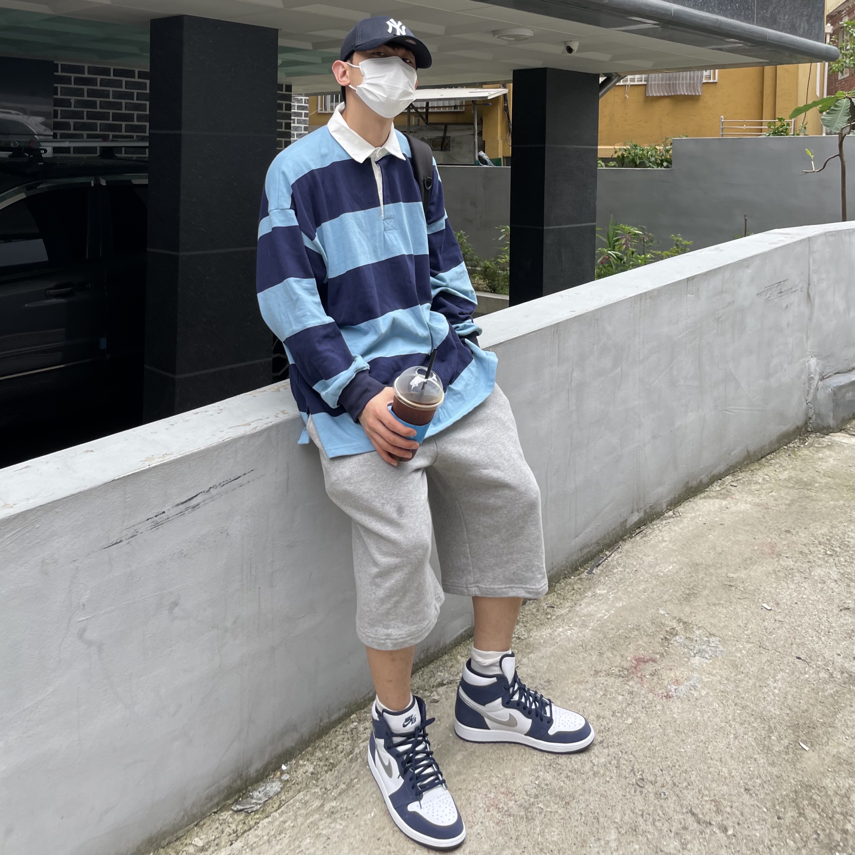 Jordan 1 Retro High OG CO.JP Midnight Navy 착용 스타일 - 2