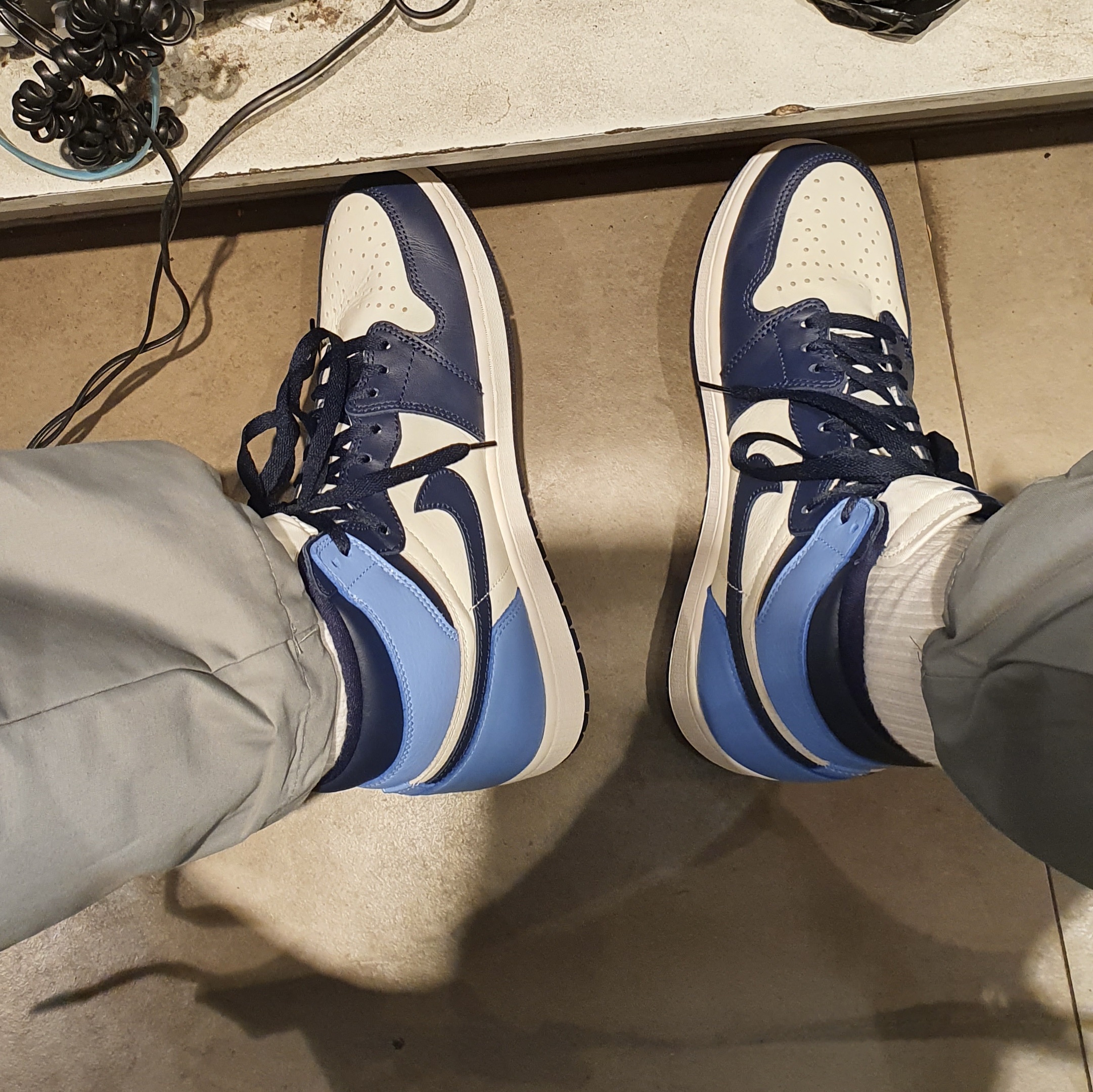 Jordan 1 Retro High Obsidian UNC 착용 스타일