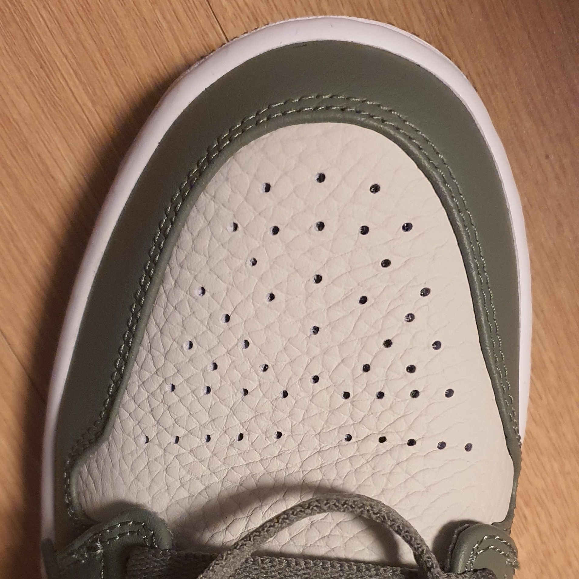 Jordan 1 Low Military Green 착용 스타일 - 3