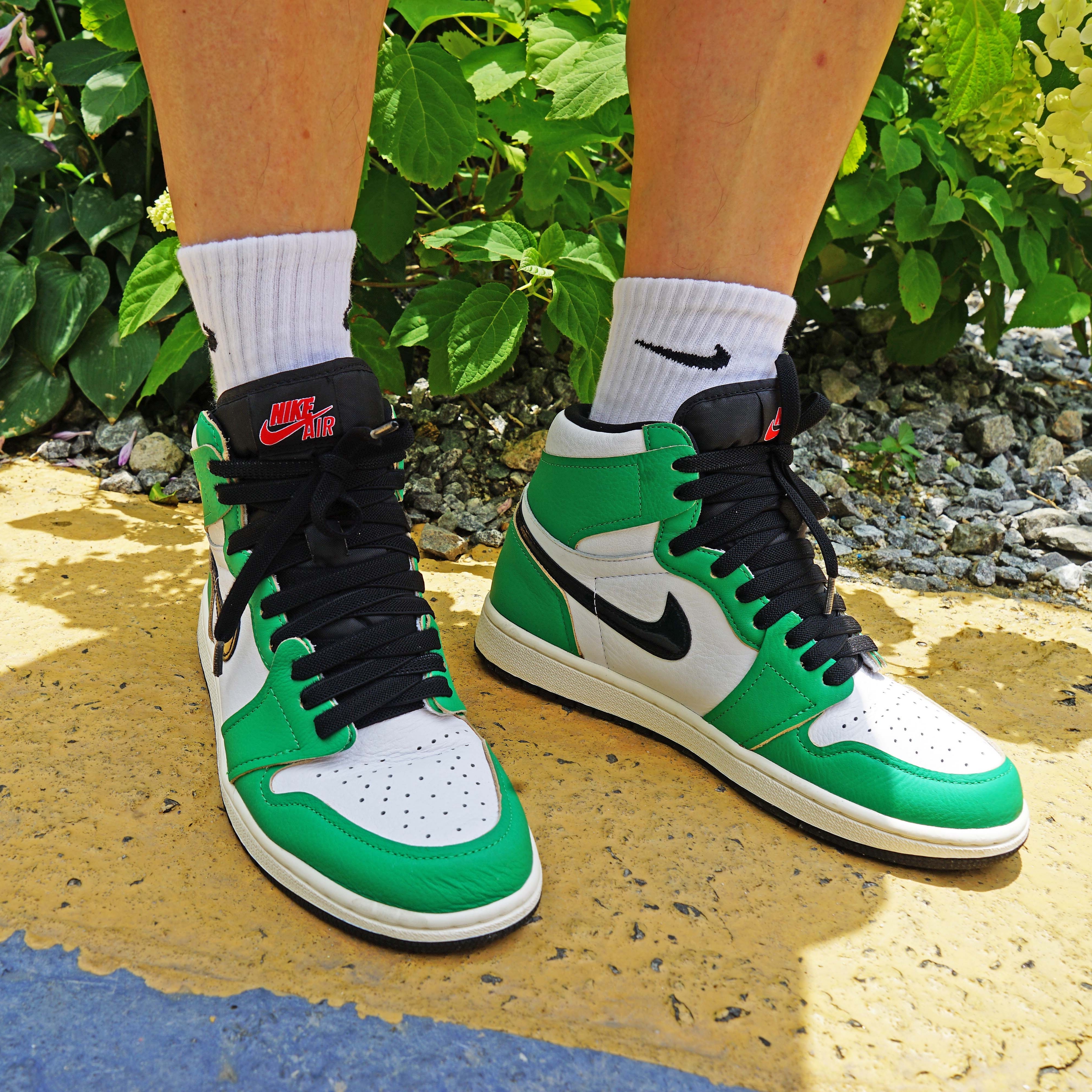 (W) Jordan 1 Retro High OG Lucky Green 착용 스타일 - 2