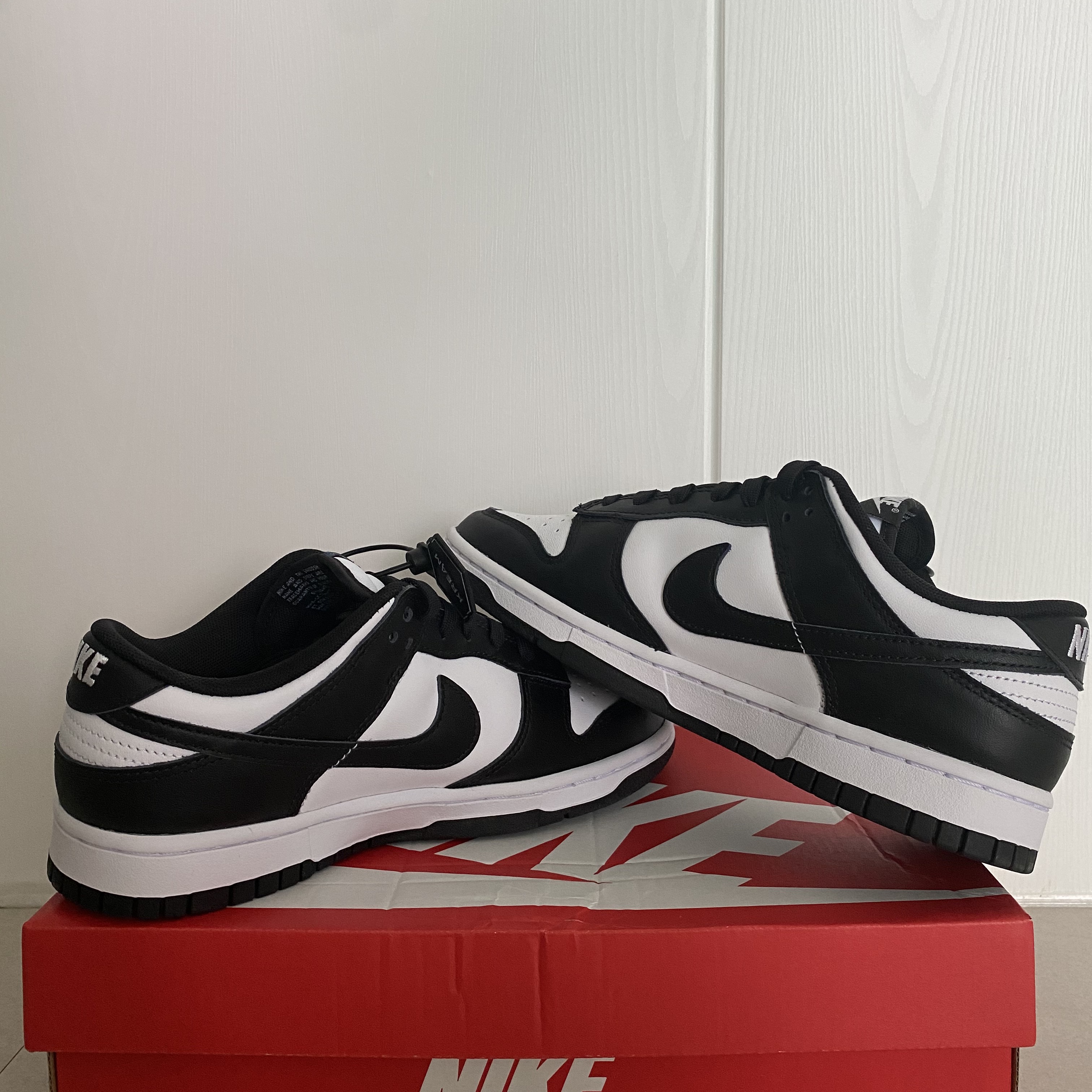 Nike Dunk Low Retro Black 착용 스타일