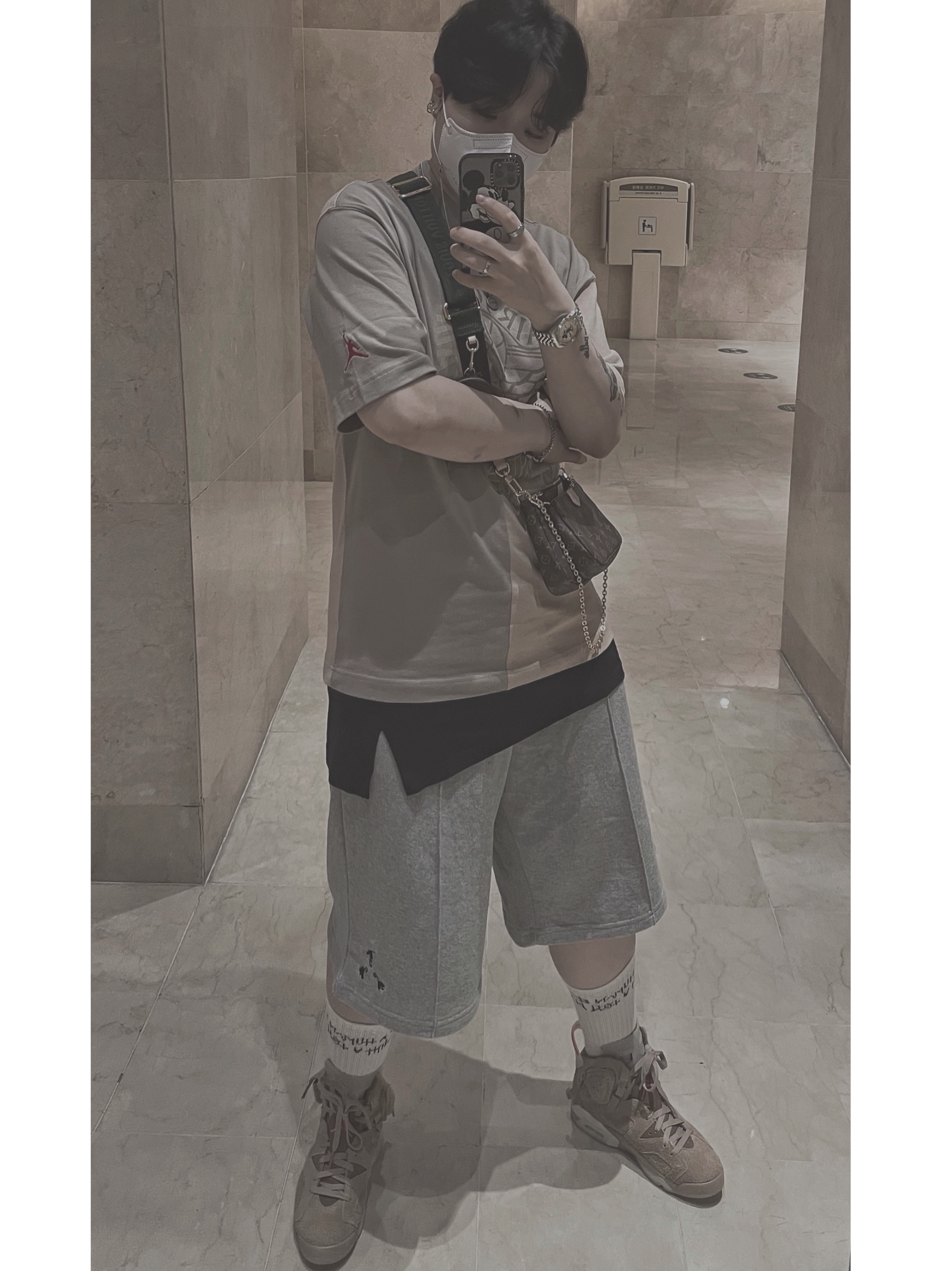 Jordan 6 x Travis Scott Retro SP British Khaki, Jordan x Travis Scott S/S Top - Asia 착용 스타일