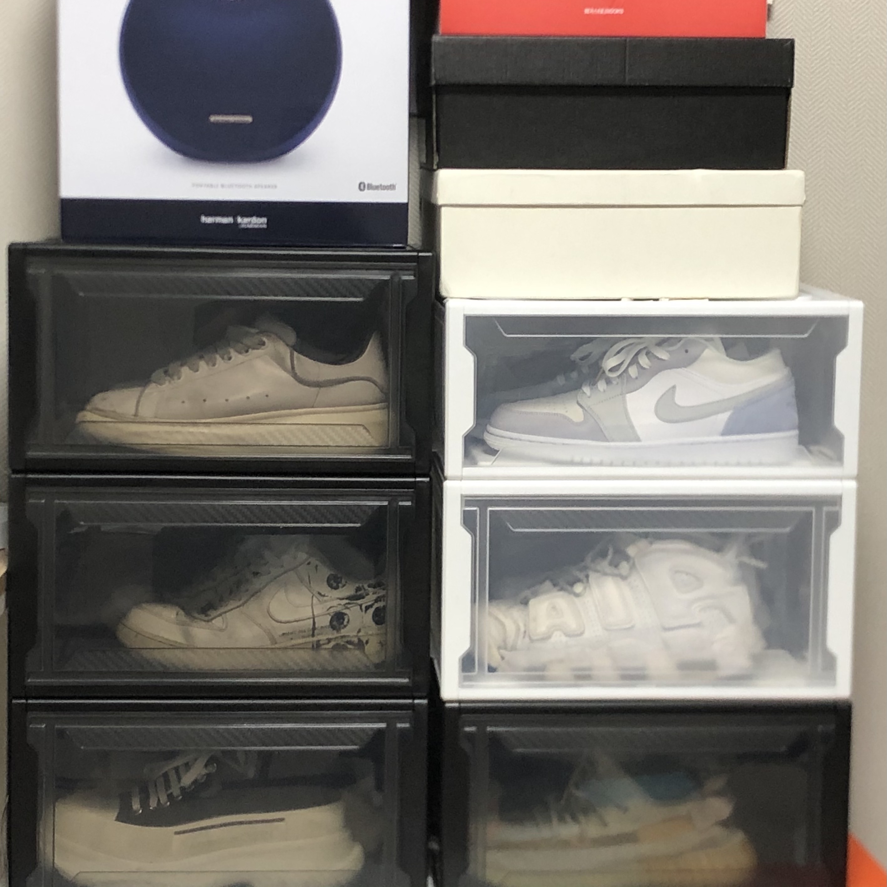 Alexander McQueen Tread Slick Lace Up Black White, Nike x Comme des Garcons Shirt x Supreme Air Force 1 Low Eyes 착용 스타일