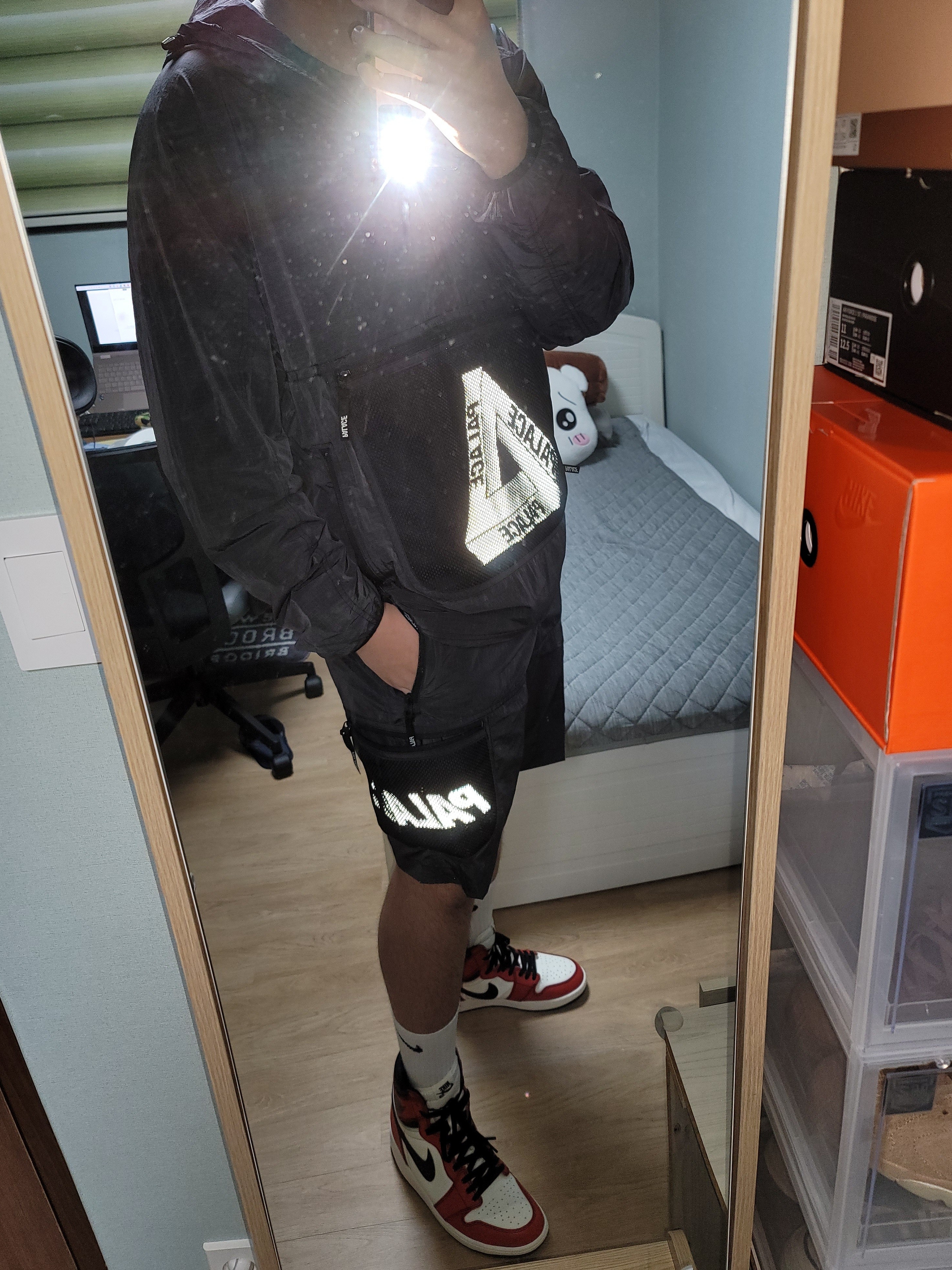Jordan 1 Retro High OG Defiant SB LA to Chicago, Palace Mesh Pocket Shell Jacket Black - 21SS 착용 스타일 - 1