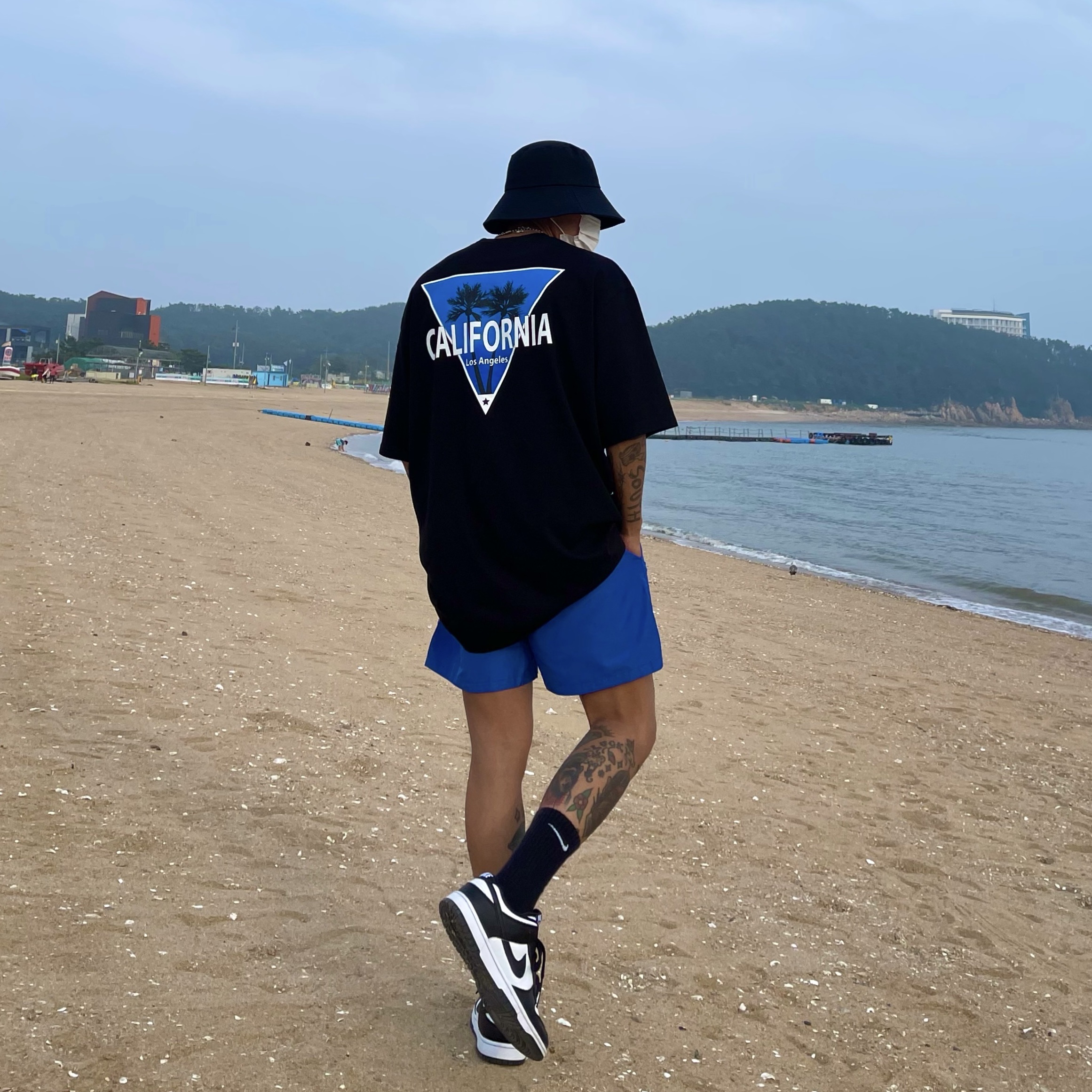 Nike Dunk Low Retro Black 착용 스타일 - 1