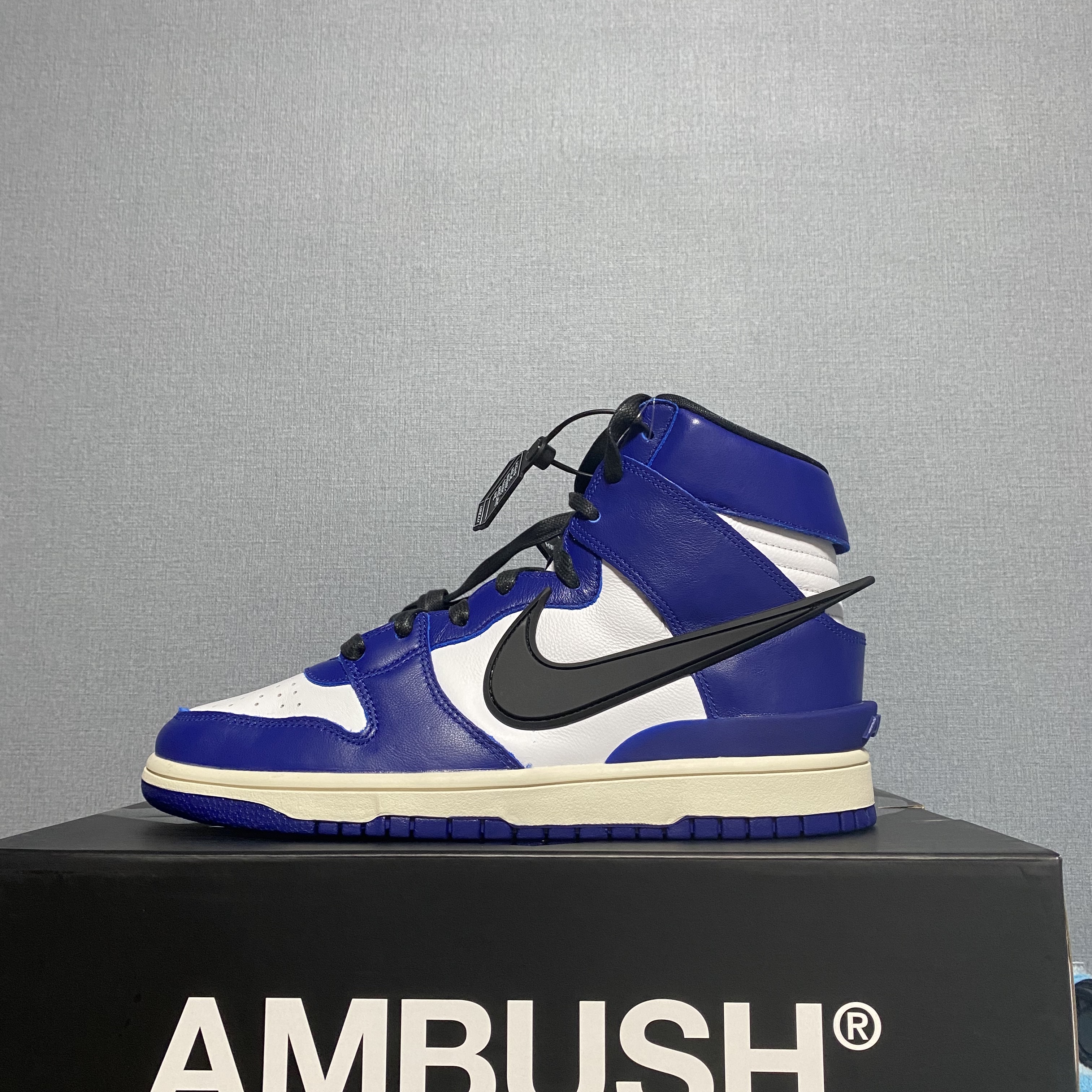 Nike x Ambush Dunk High Deep Royal Blue 착용 스타일 - 3