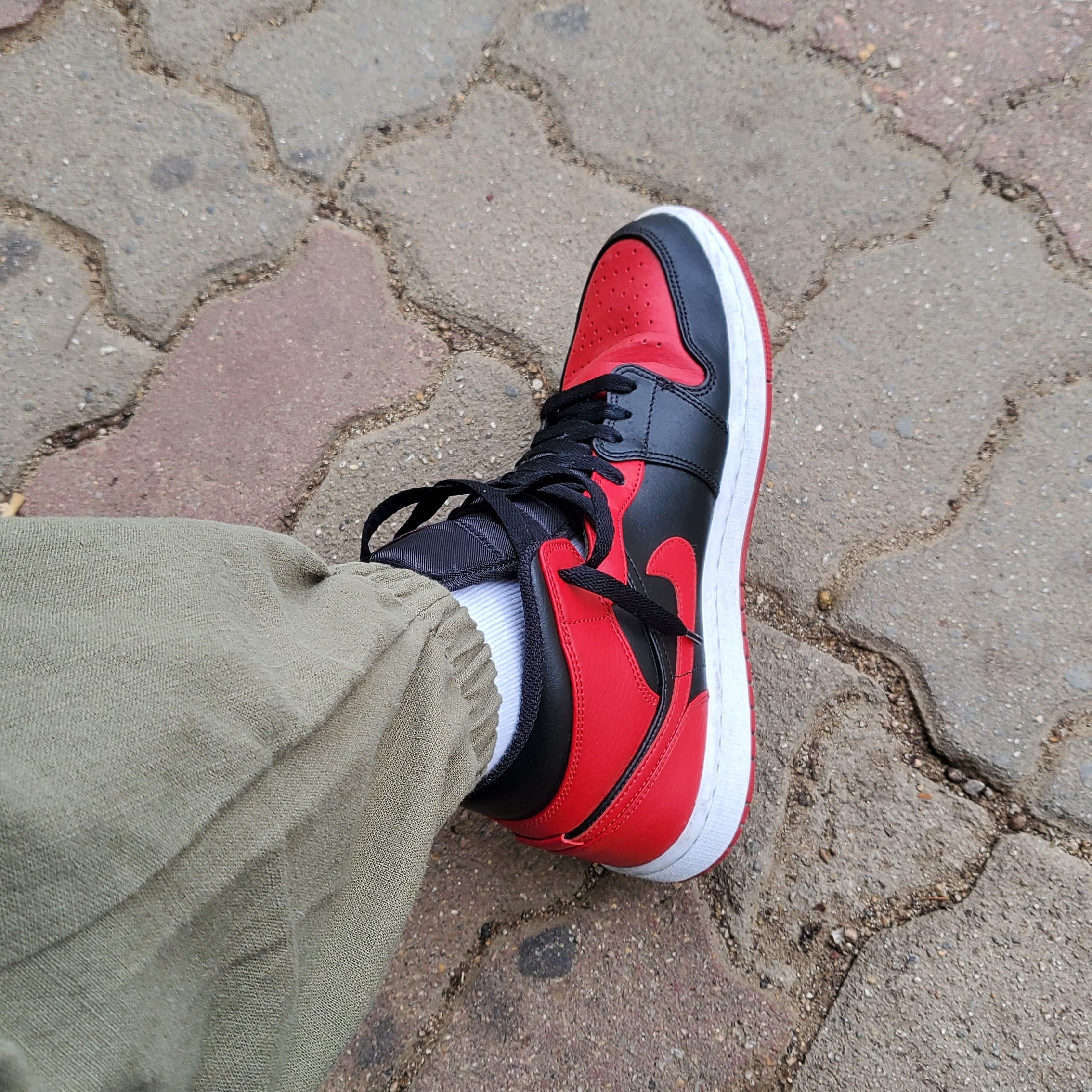 Jordan 1 Mid Bred Banned 2020 착용 스타일