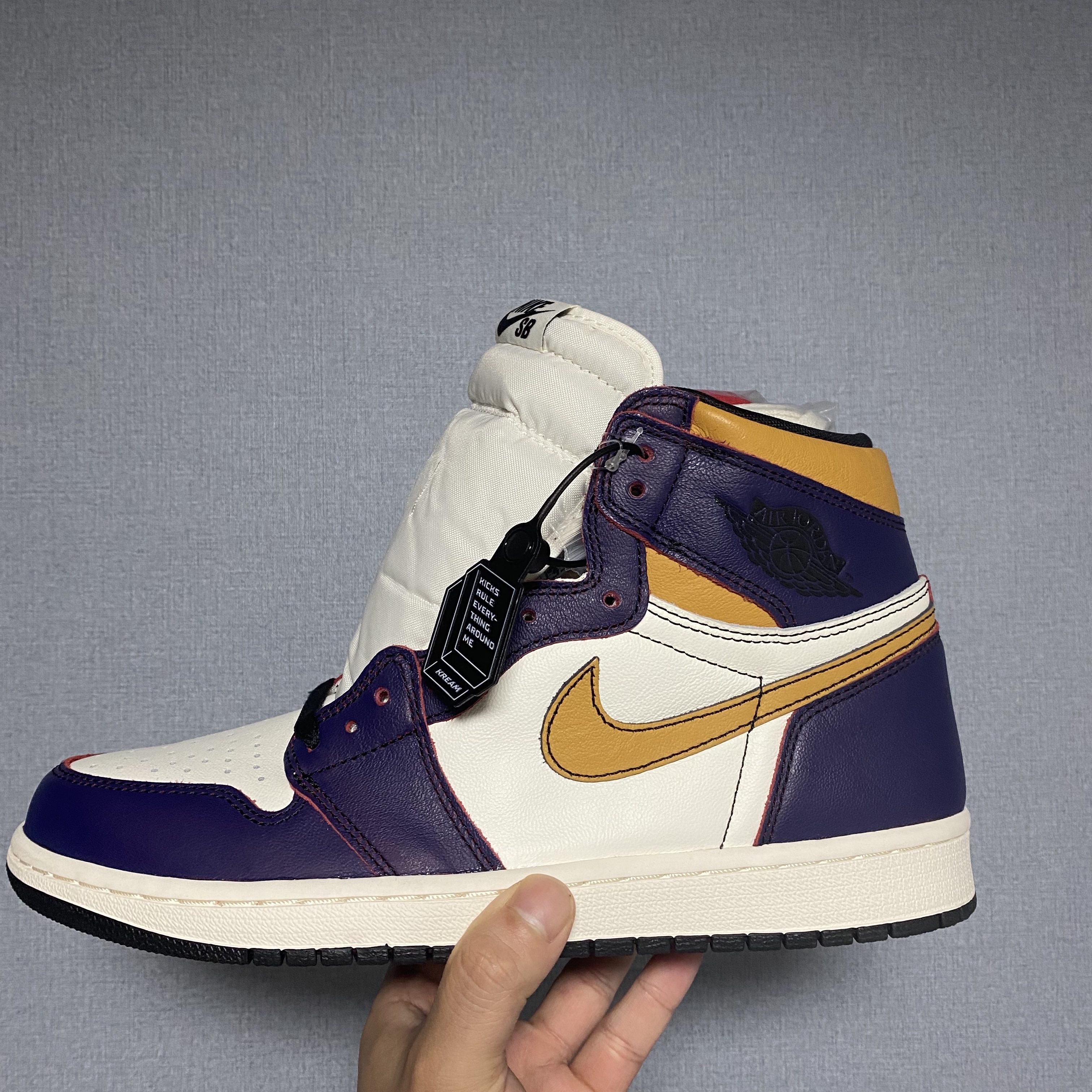 Jordan 1 Retro High OG Defiant SB LA to Chicago 착용 스타일 - 3