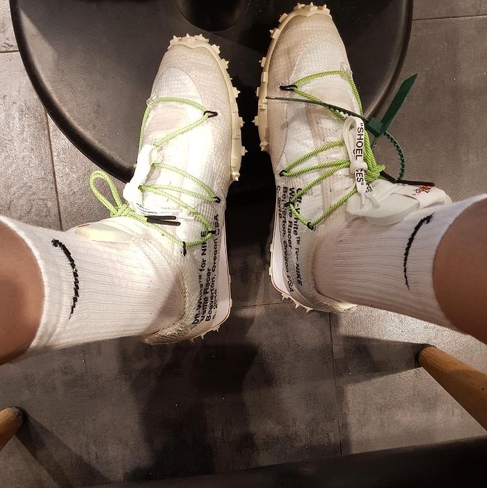 (W) Nike x Off-White Waffle Racer White 착용 스타일 - 3