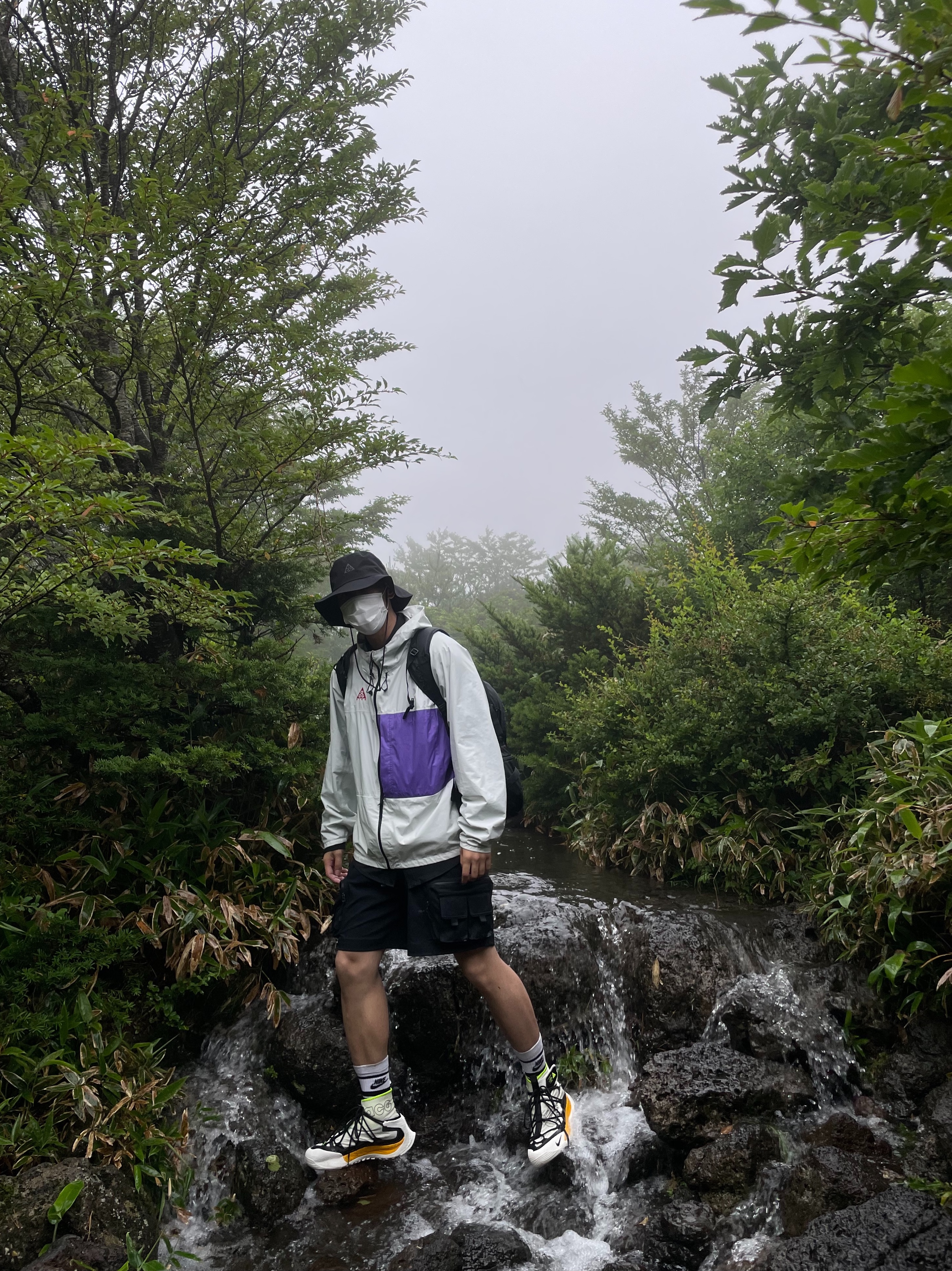 Nike NRG ACG Bucket Black, Nike ACG Devastation Trail Work Shirt Black - US/EU 착용 스타일