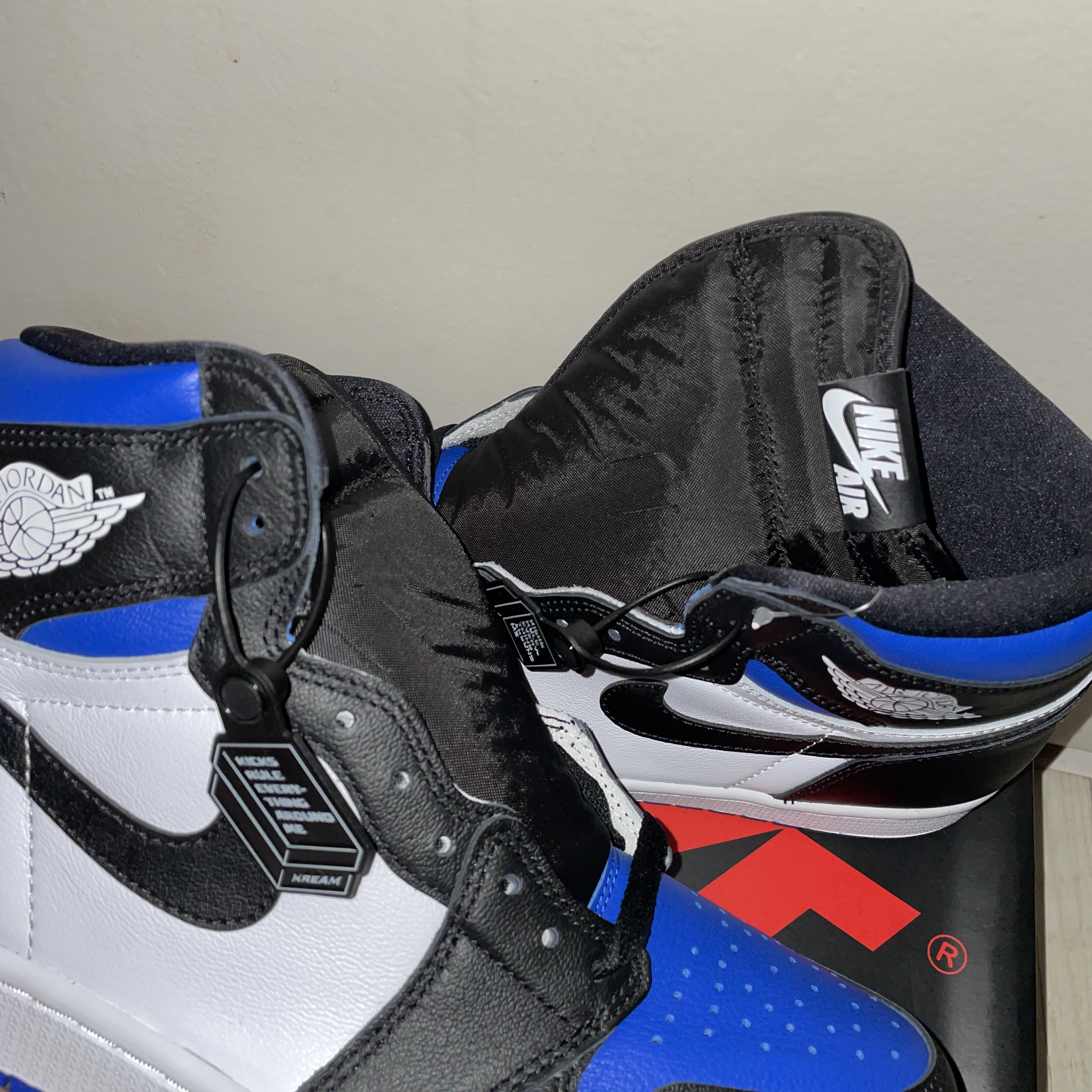 Jordan 1 Retro High OG Royal Toe 착용 스타일