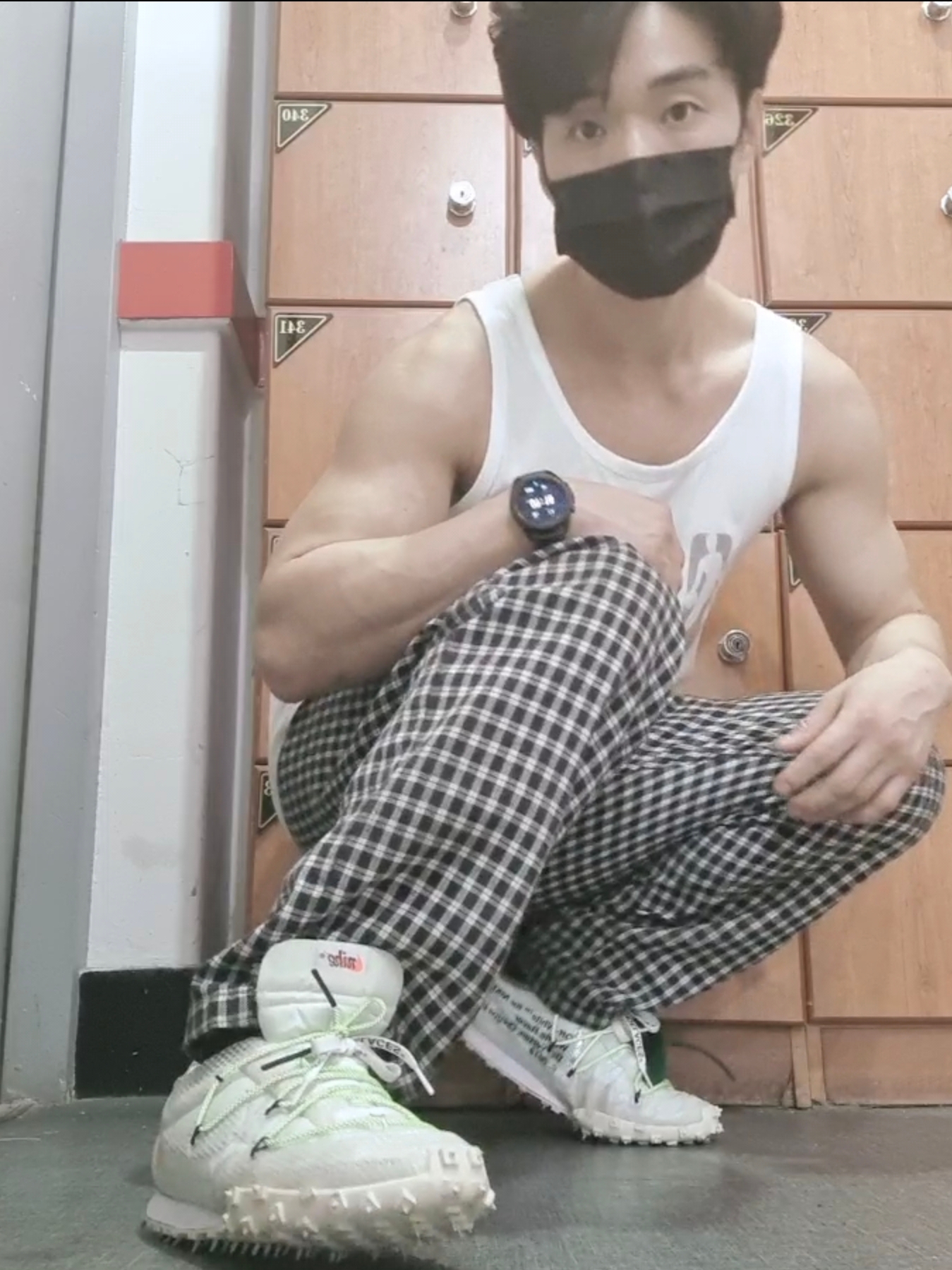 (W) Nike x Off-White Waffle Racer White 착용 스타일 - 2