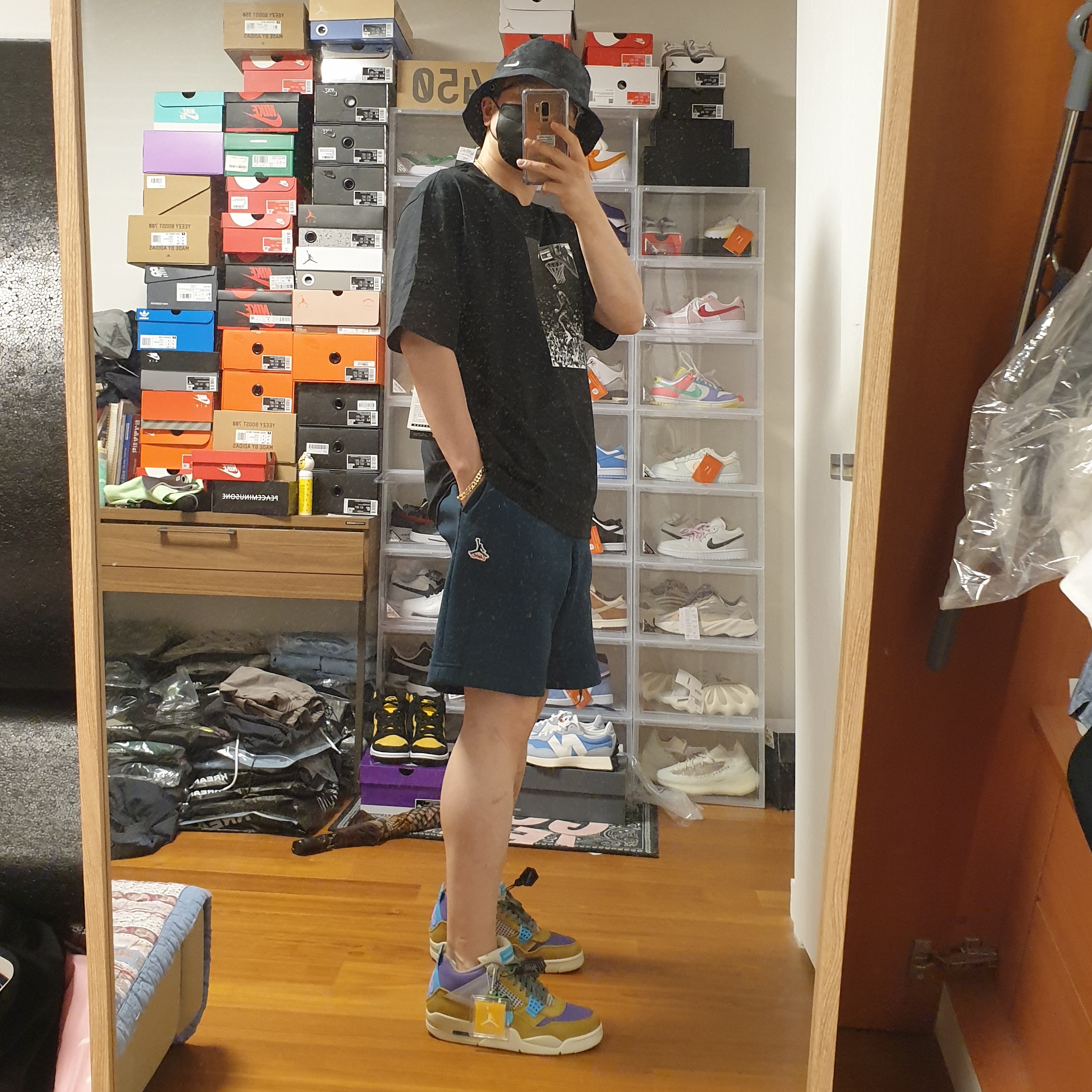 Jordan 4 x Union Retro SP Desert Moss, Jordan x Union Leisure Shorts Navy 착용 스타일 - 3