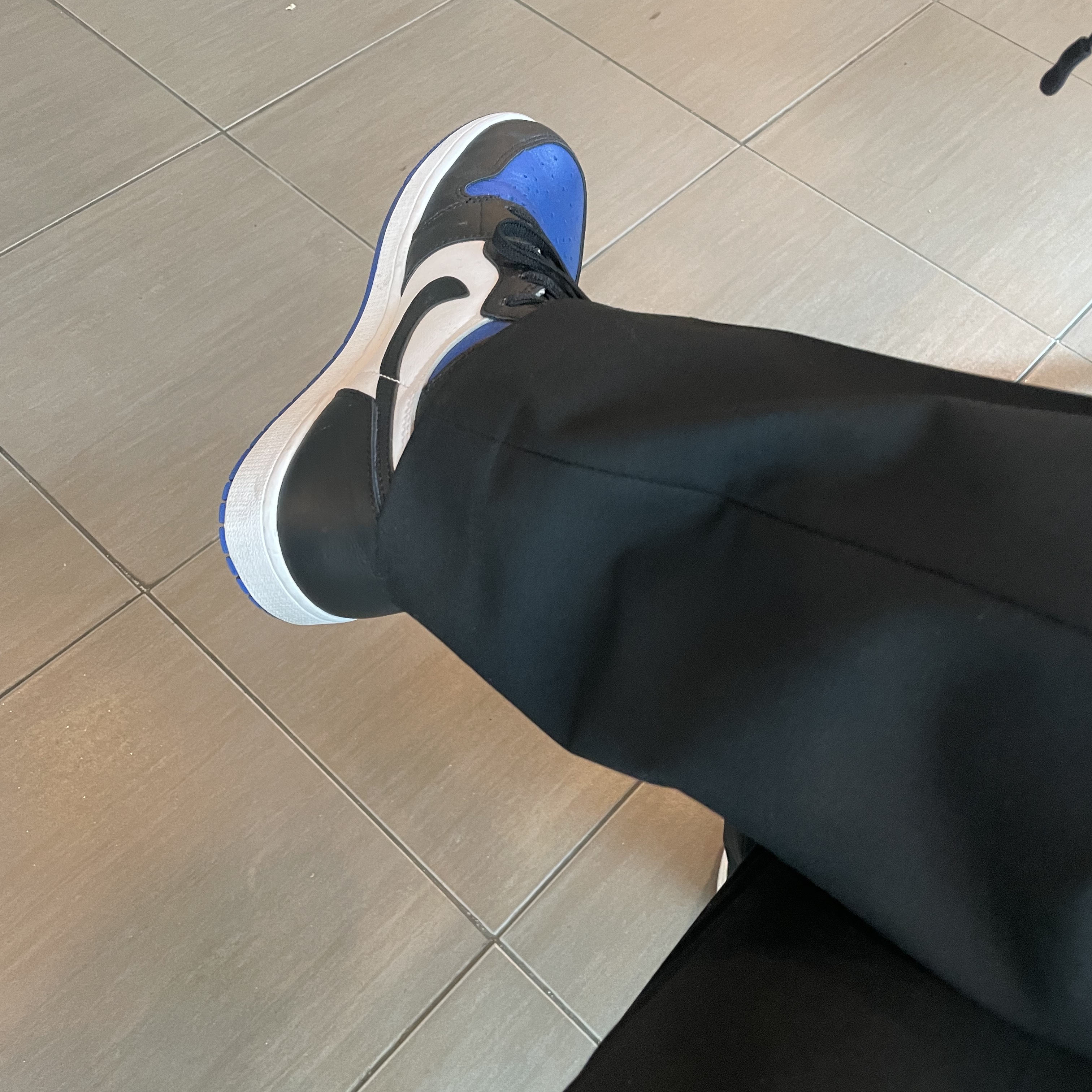 Jordan 1 Retro High OG Royal Toe 착용 스타일 - 1