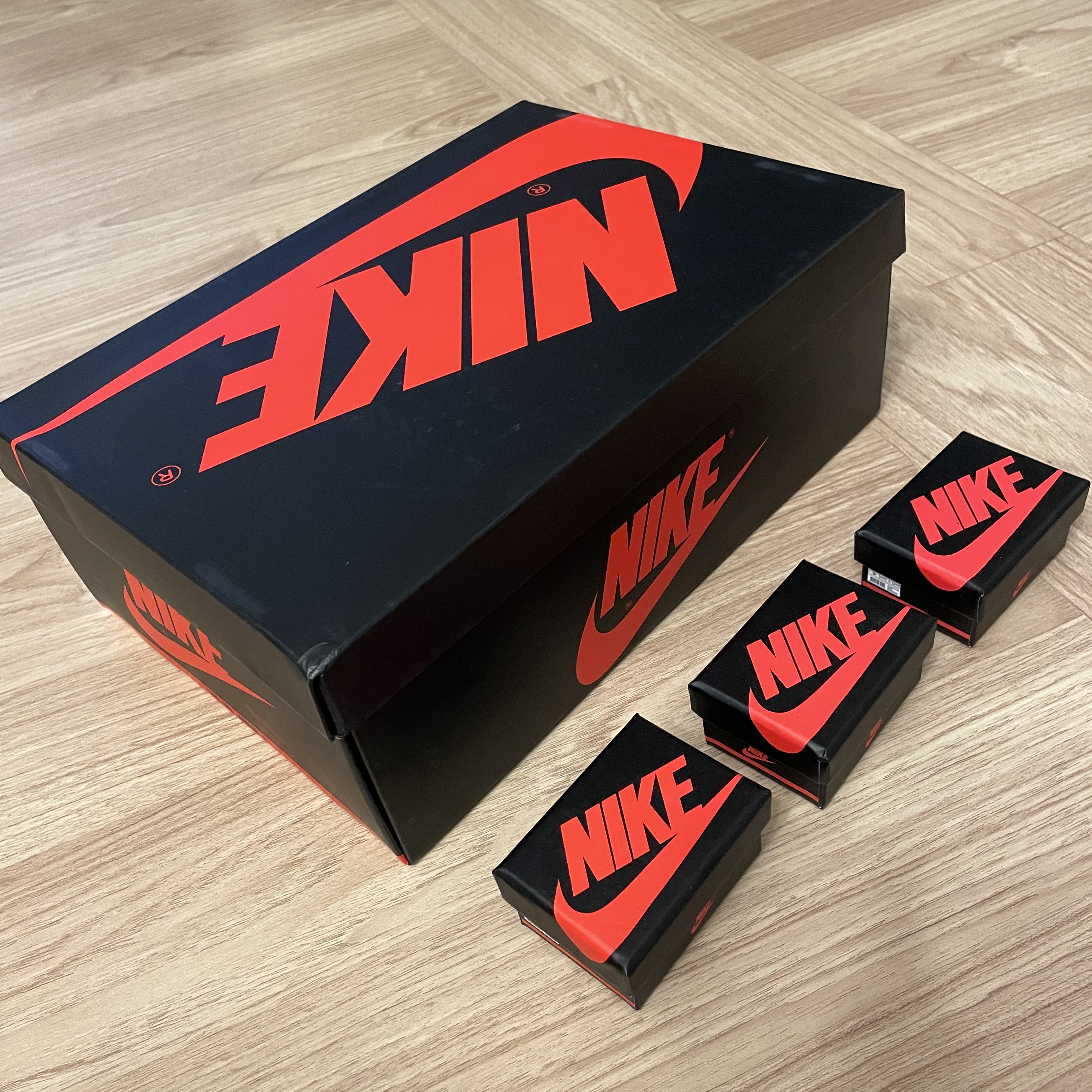 Jordan 1 Retro High OG Light Fusion Red 착용 스타일 - 1