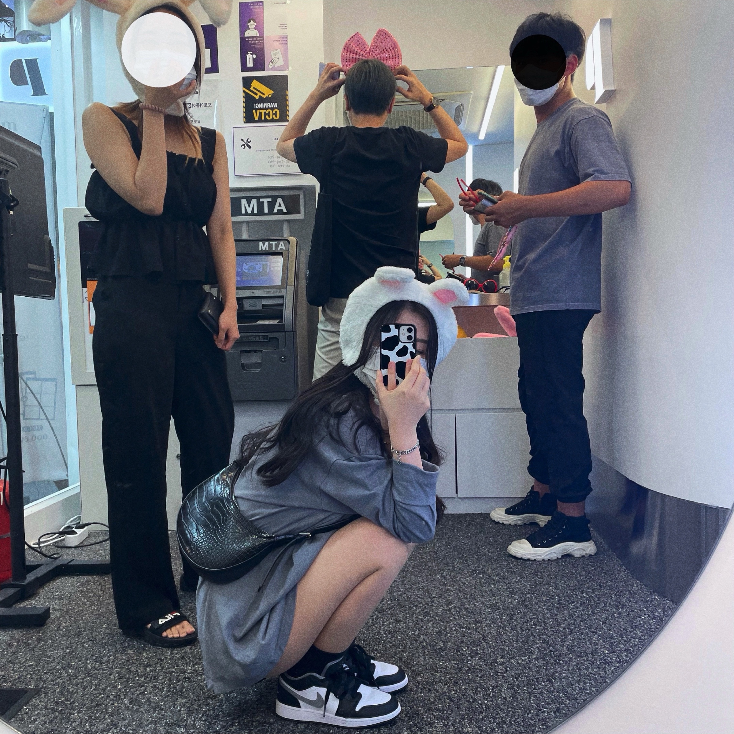 Jordan 1 Low Black Particle Grey, (GS) Jordan 1 Low Black Particle Grey 착용 스타일 - 1