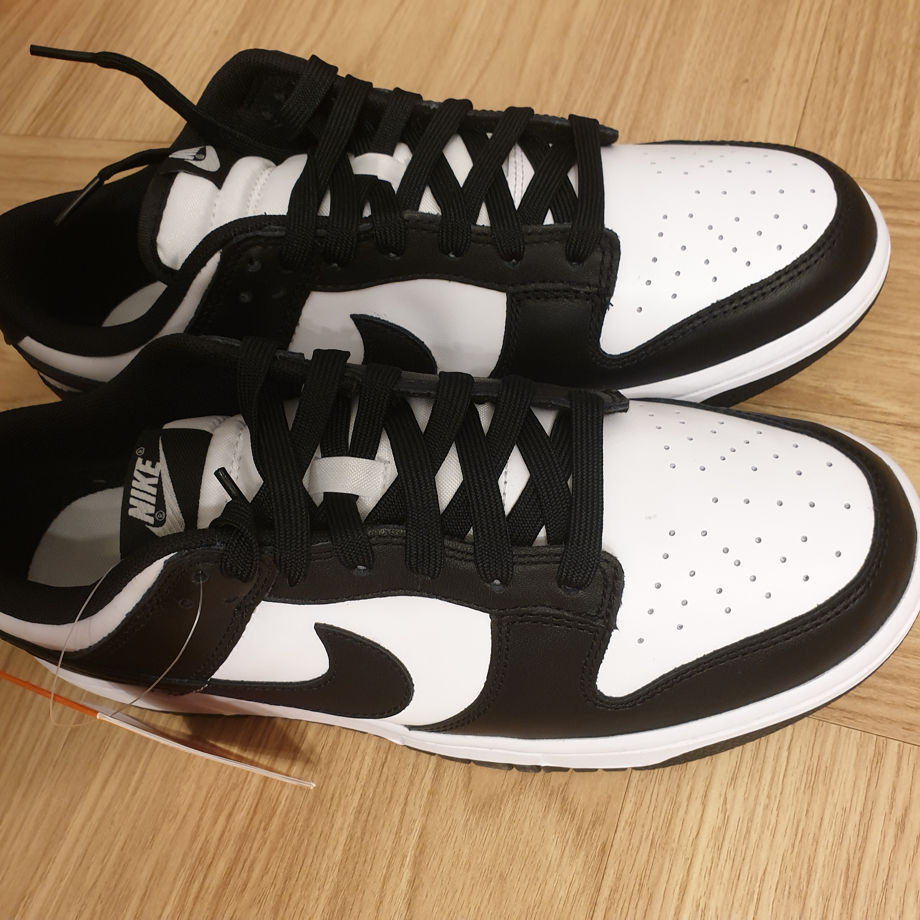 Nike Dunk Low Retro Black 착용 스타일 - 3