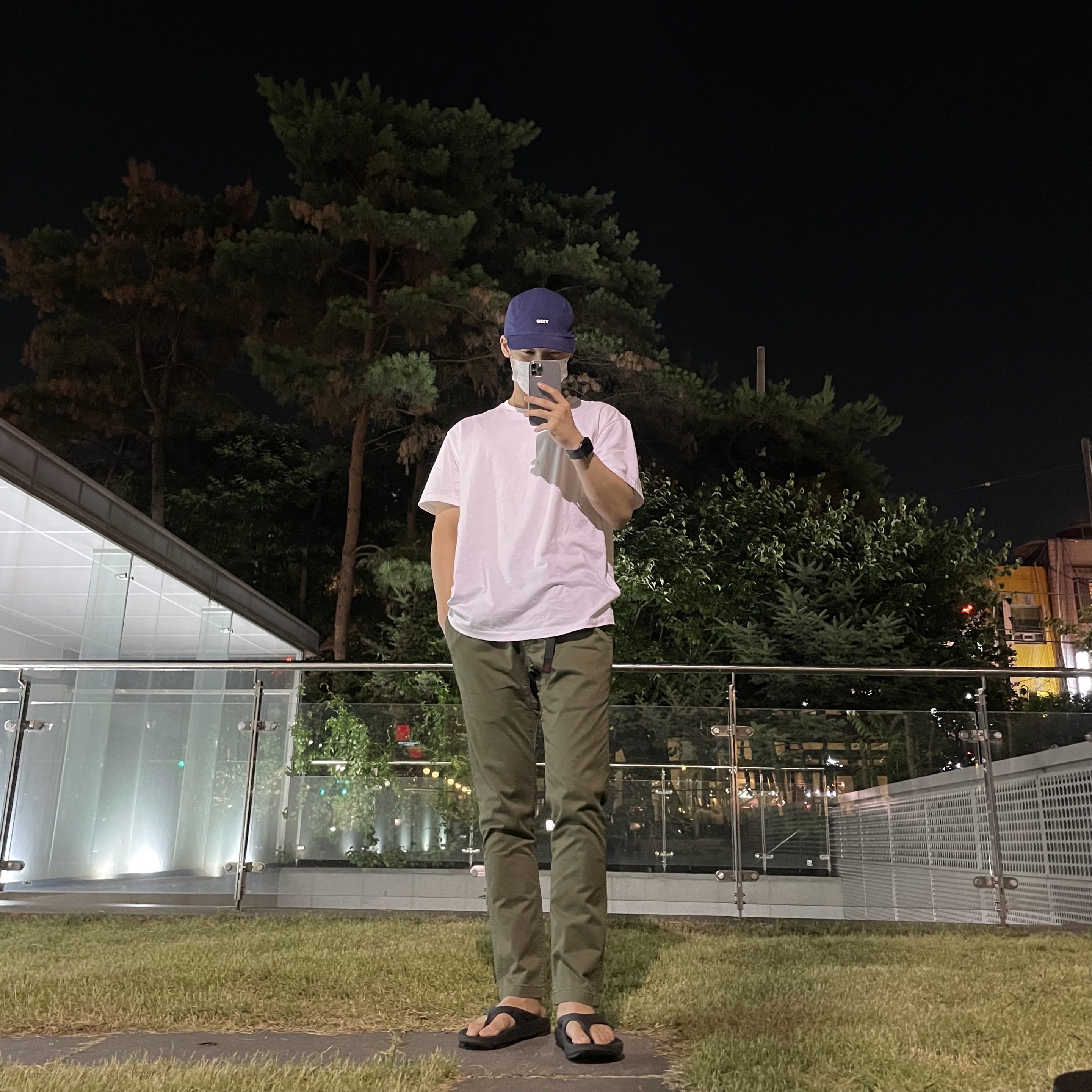 Oofos OOriginal Black 착용 스타일