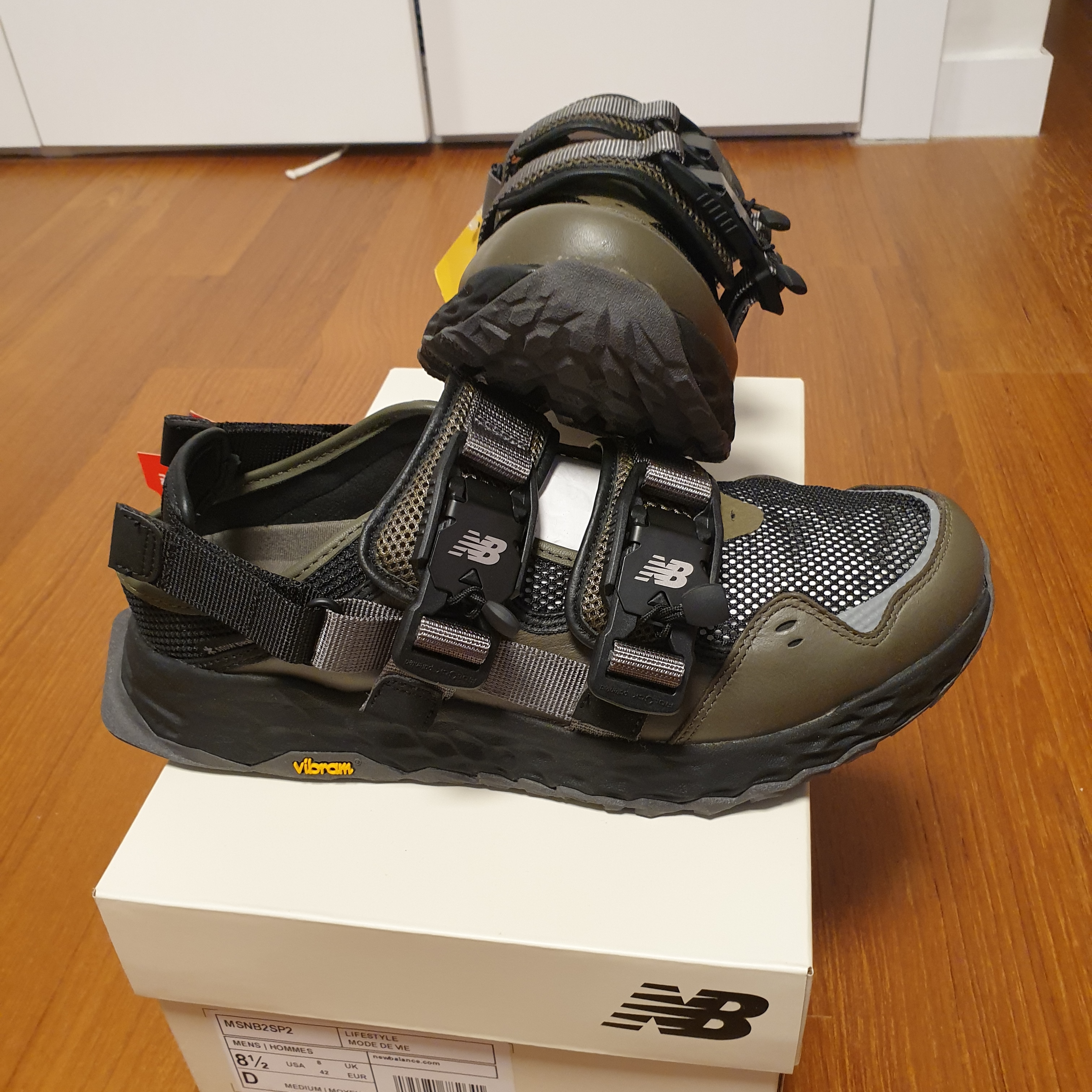 New Balance x Tokyo Design Studio x Snow Peak Niobium Concept 2 착용 스타일 - 3