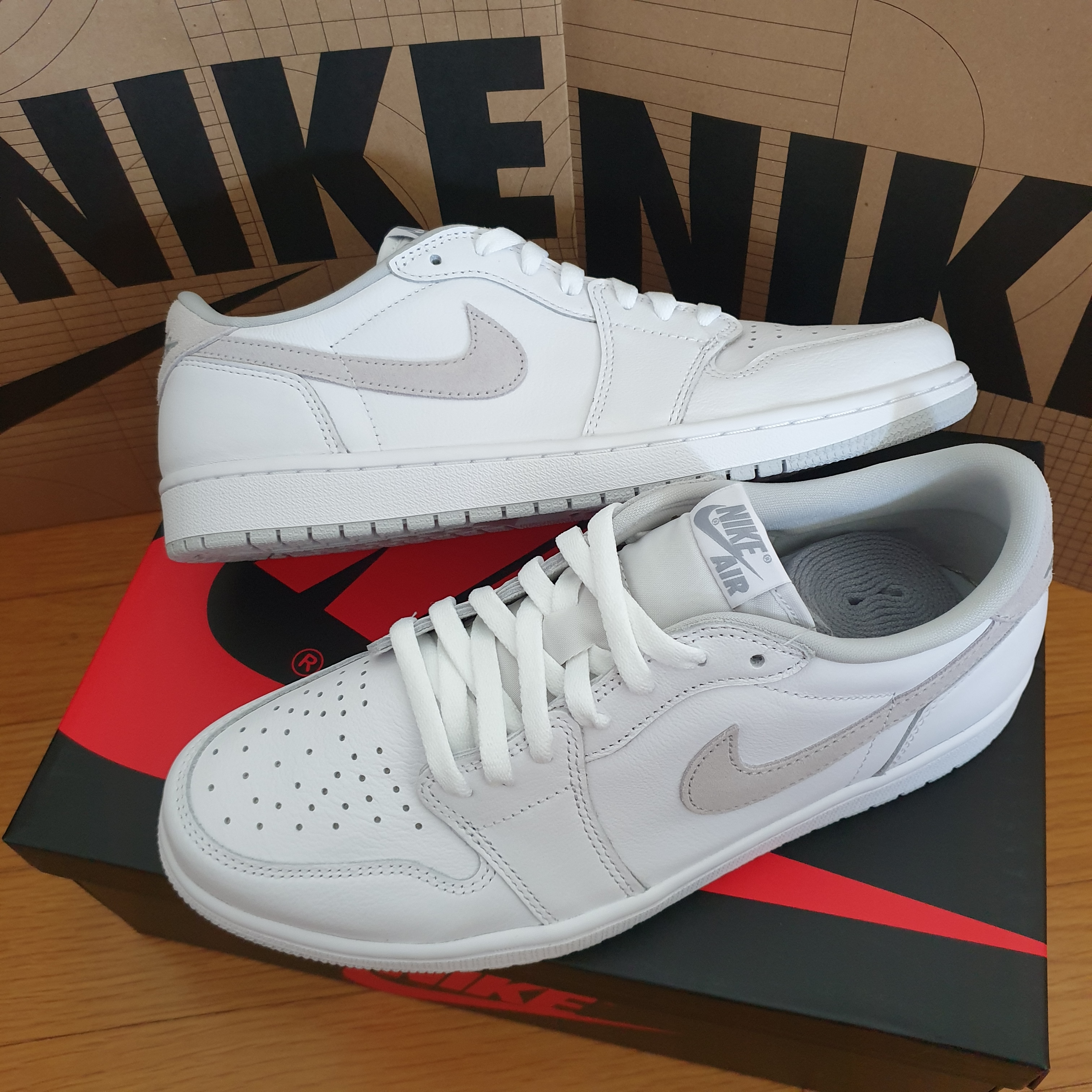 Jordan 1 Low OG Neutral Grey 착용 스타일
