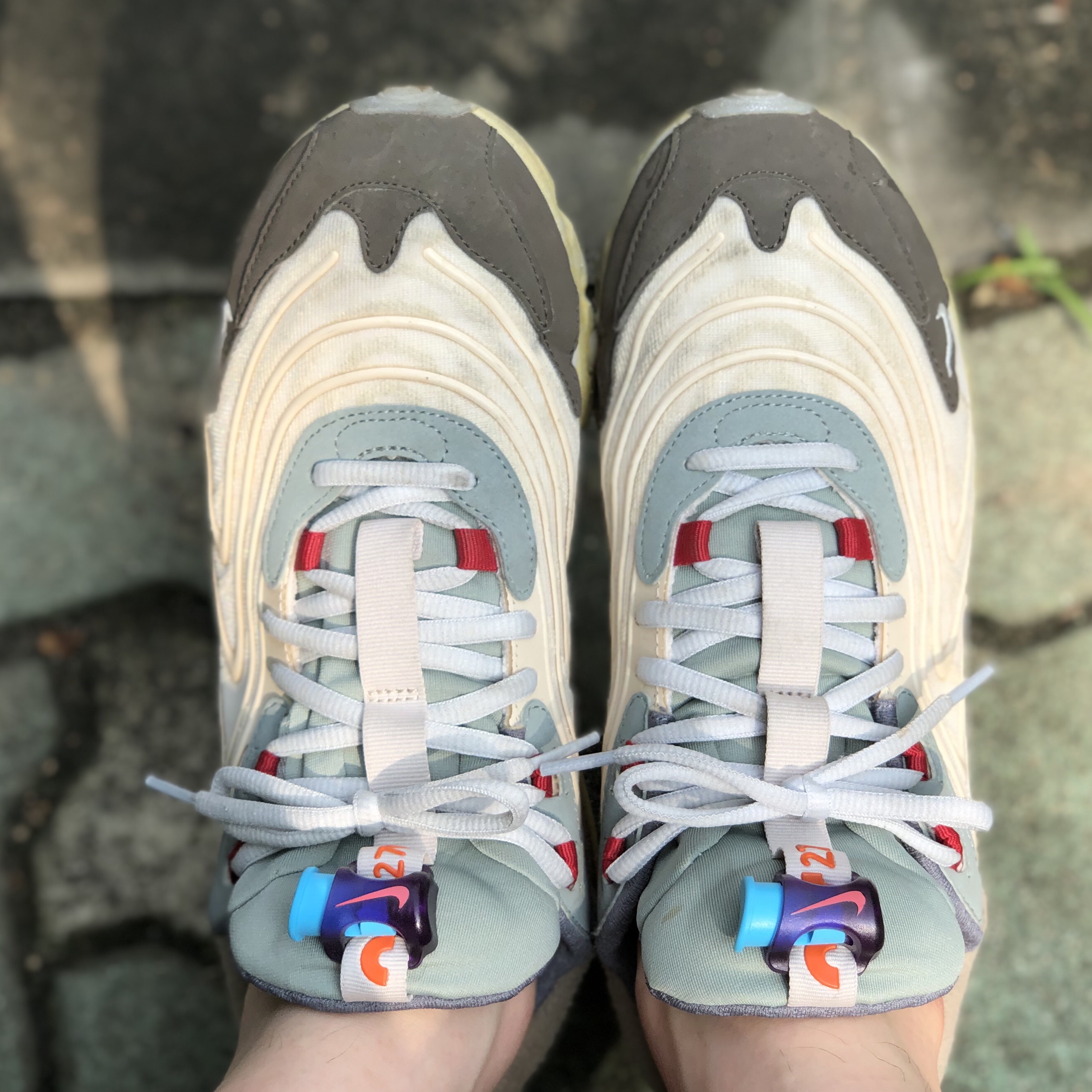 Nike x Travis Scott Air Max 270 React Cactus Trails 착용 스타일 - 4